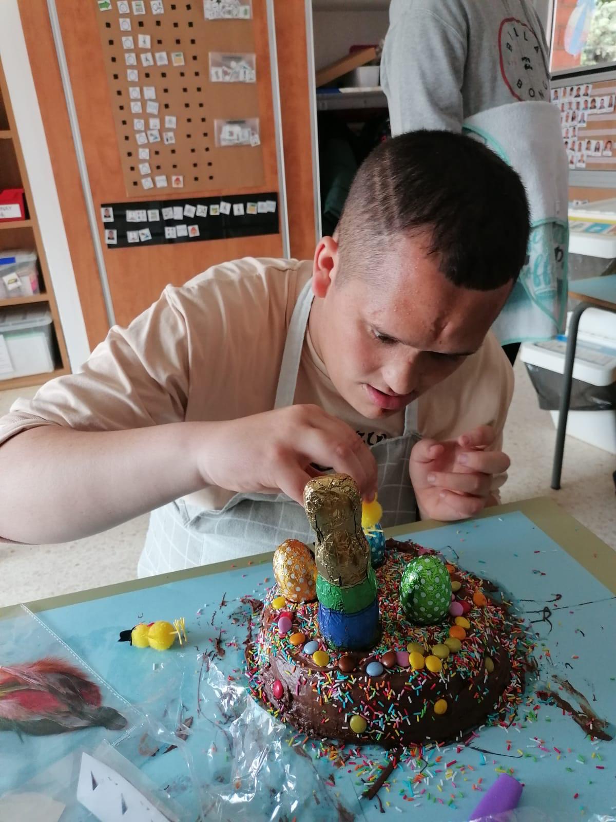 35ec15af-ad97-467e-ba6b-02d2cec42c81