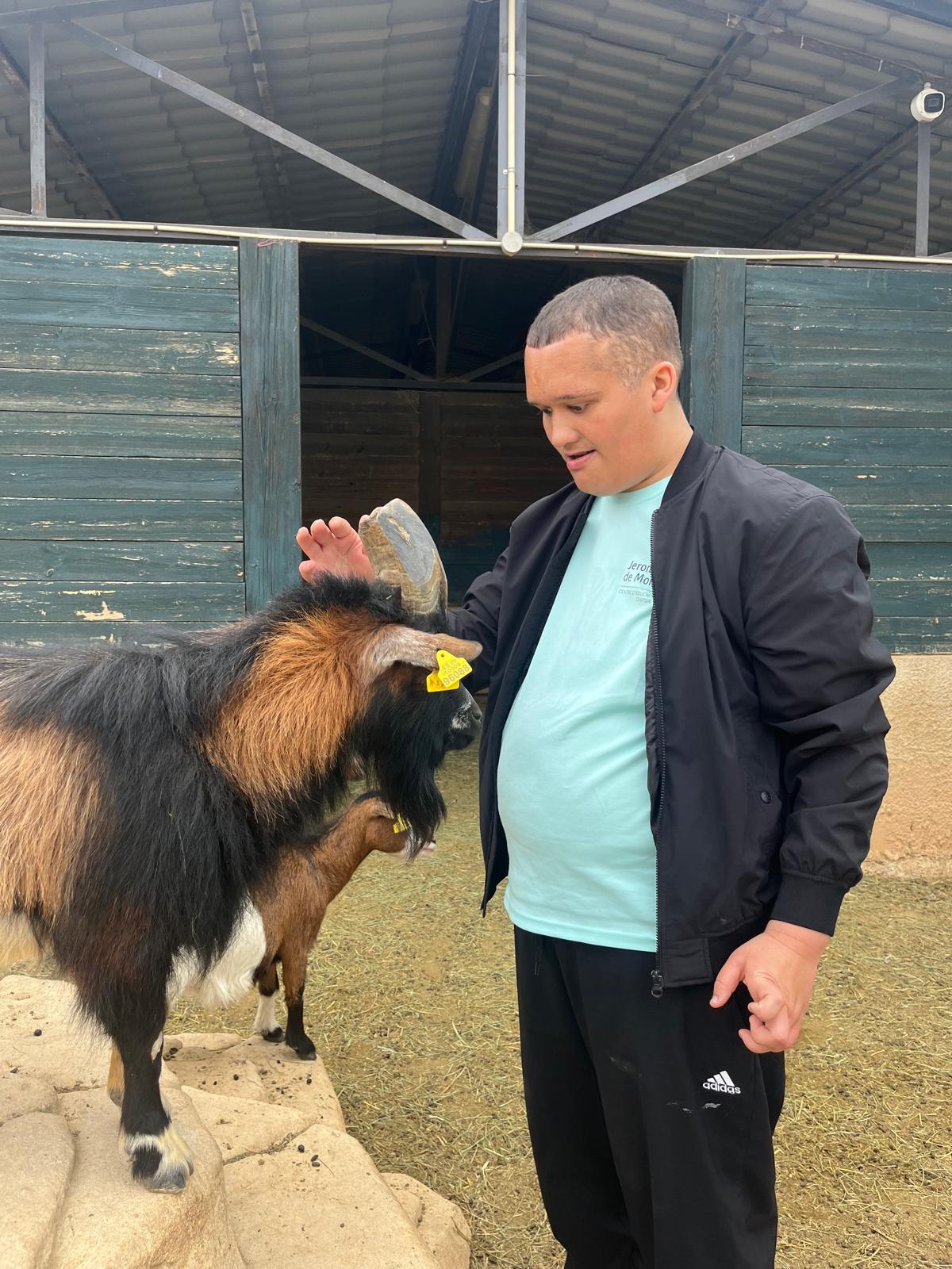 WhatsApp Image 2025-04-09 at 17.16.12 (5)