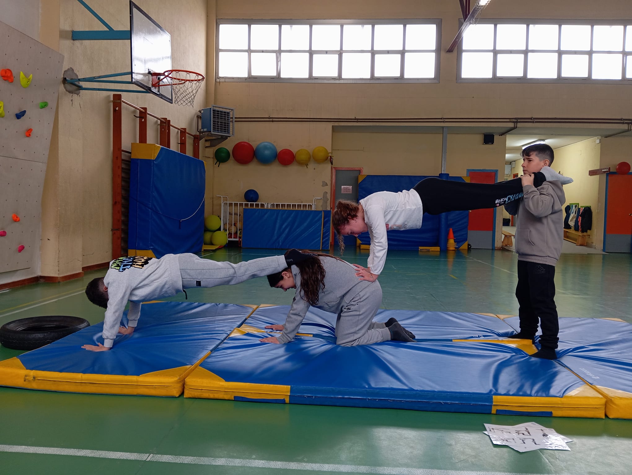 WhatsApp Image 2025-03-10 at 19.27.10