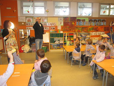 Ensenyen els bitllets