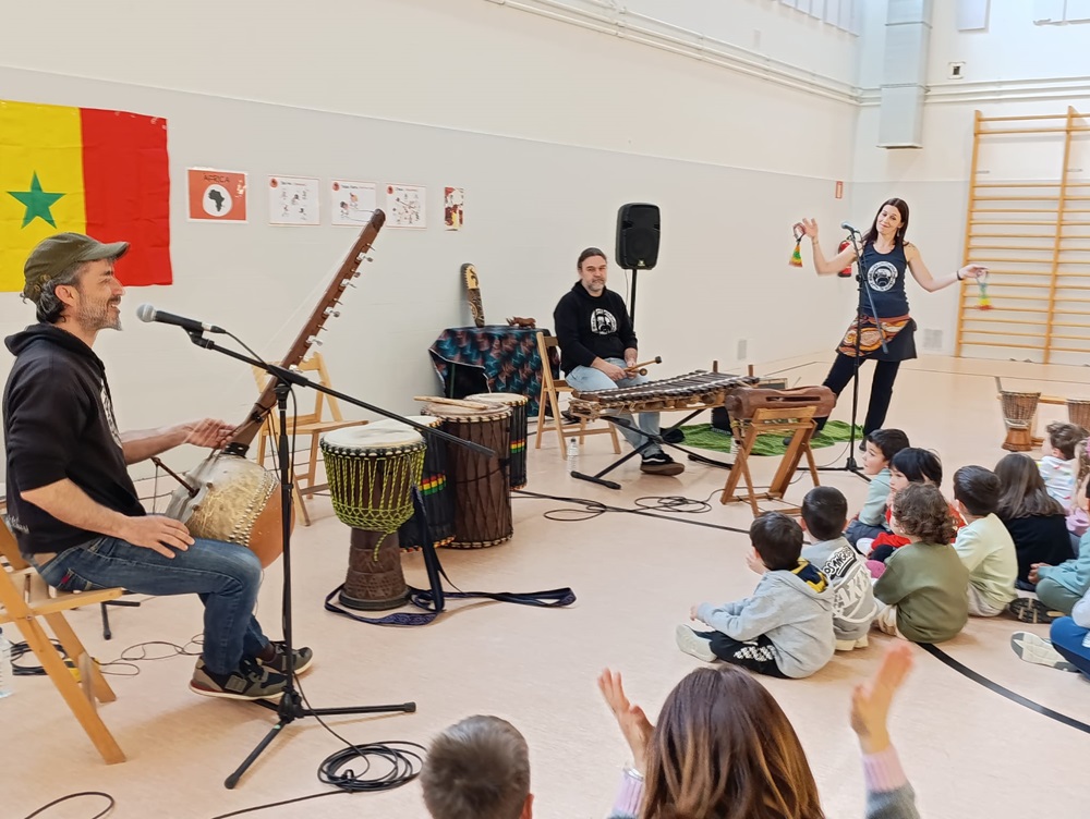 Suyana taller de Percussió (4)