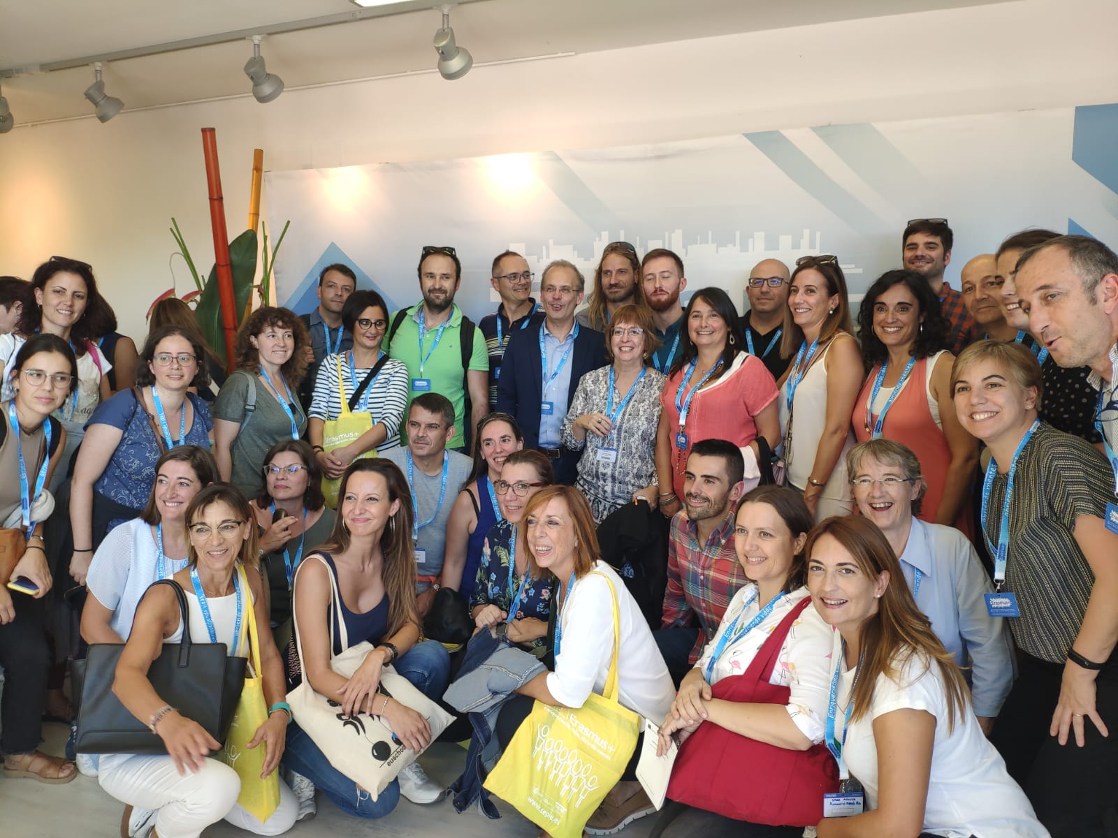 28e357e8-6b47-42de-93bb-509e786be4bc