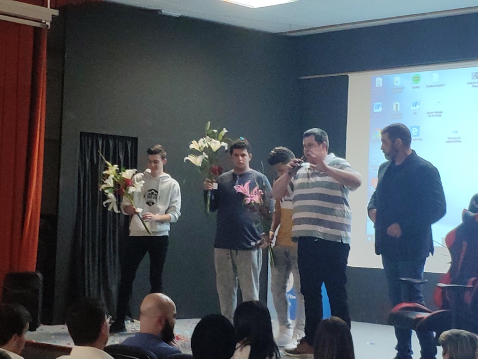 PhotoGrid_1583335068867