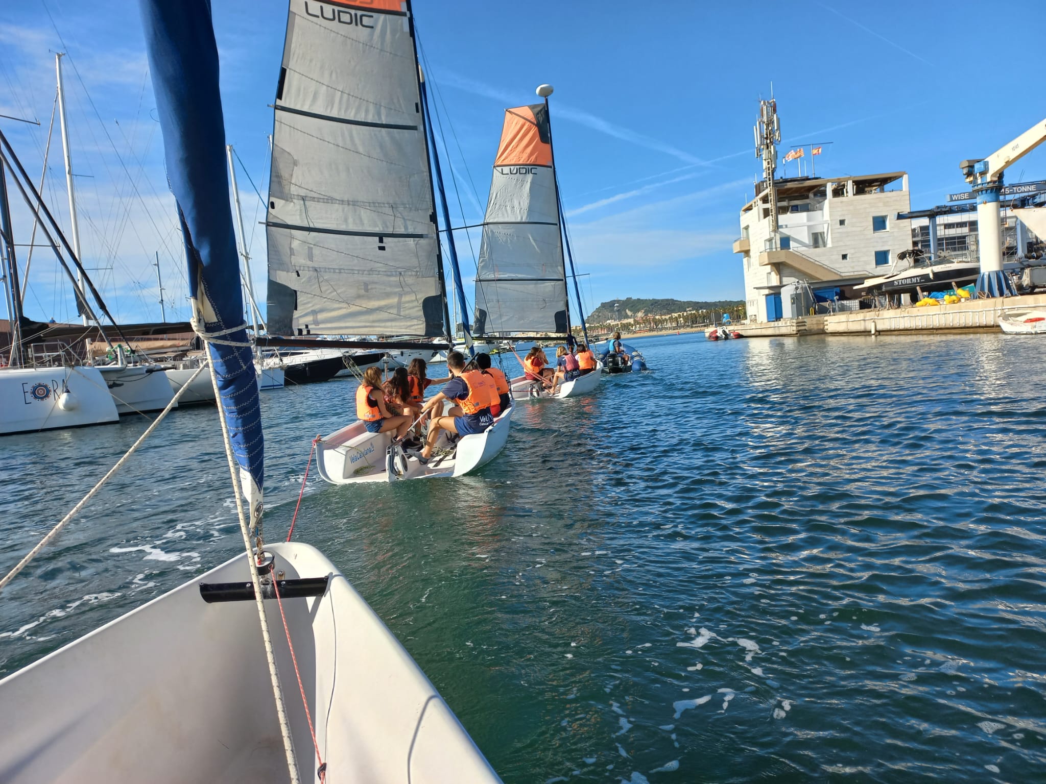 9fb27de2-5999-4f70-b9c6-f13fda6affcf