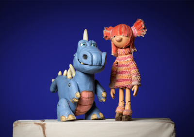 MAURE-EL-DINOSAURE_Teatre-Nu_Teatre-Tantarantana_-400x284