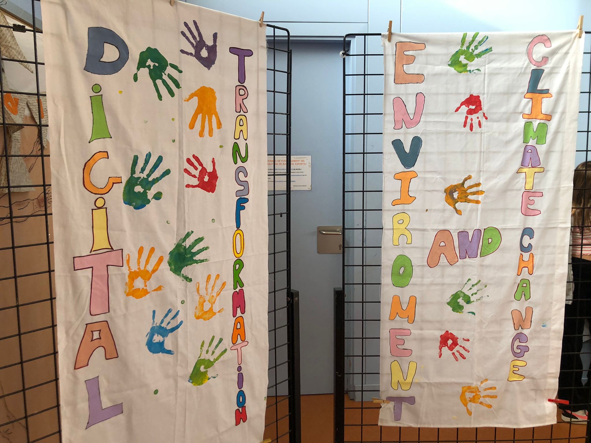 de98ee8b-da90-42a6-a2f4-dcba7faf35e5