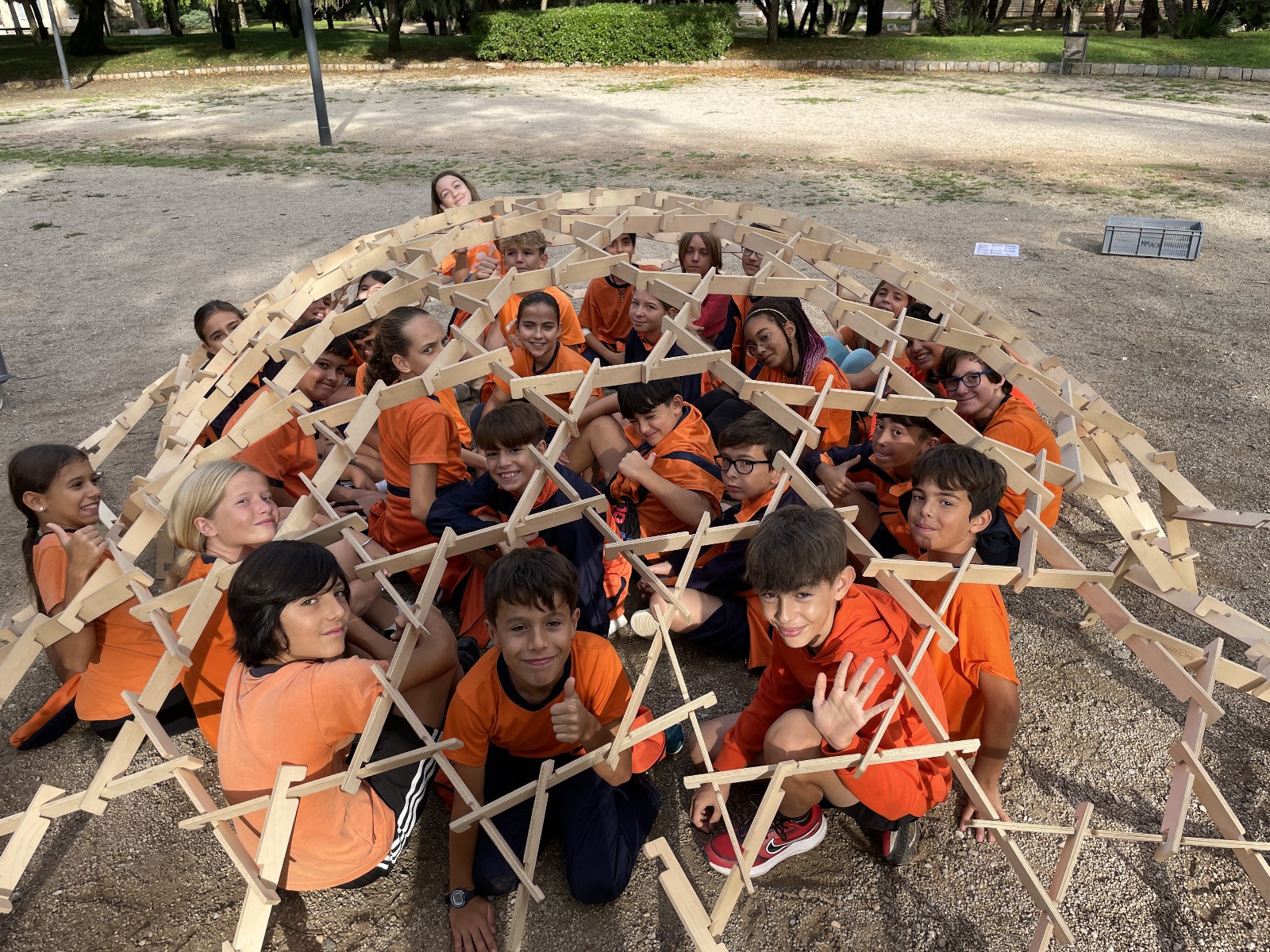 Imagen de WhatsApp 2025-10-23 a las 00.06.31_71fdc947