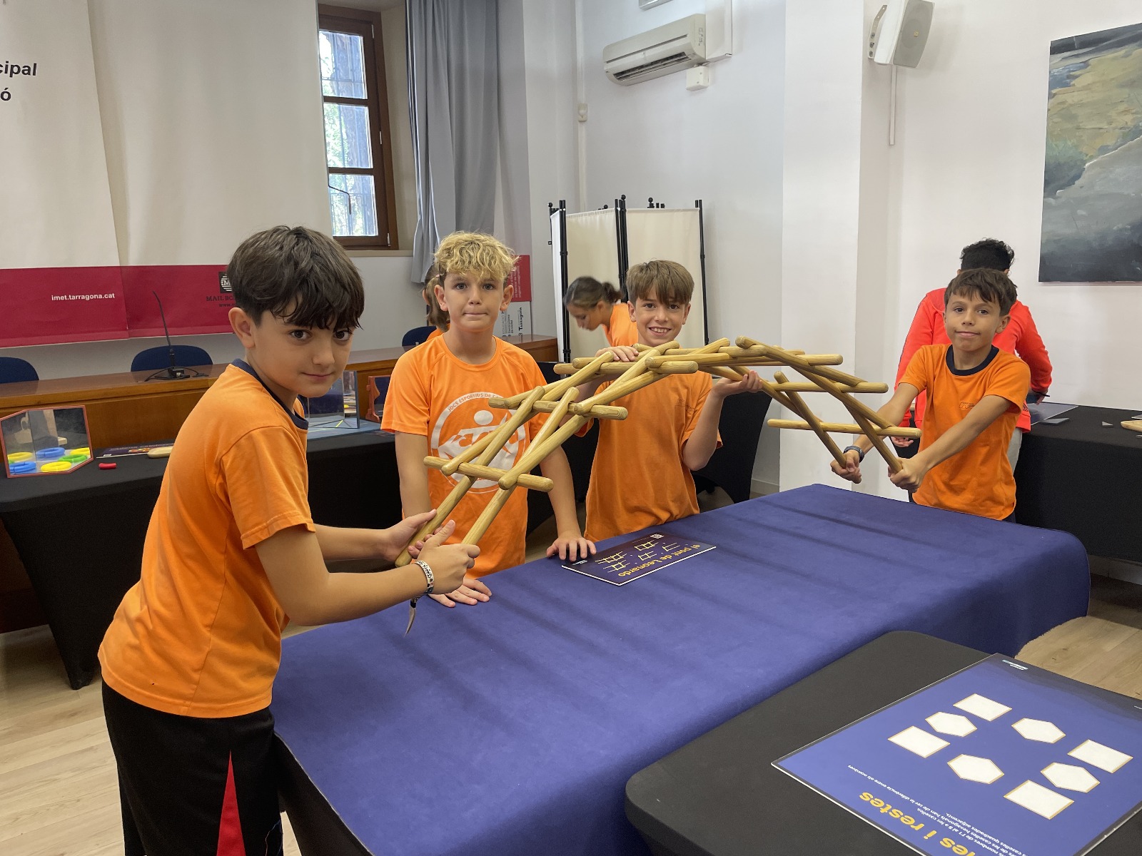 Imagen de WhatsApp 2025-10-23 a las 00.09.20_5245d199