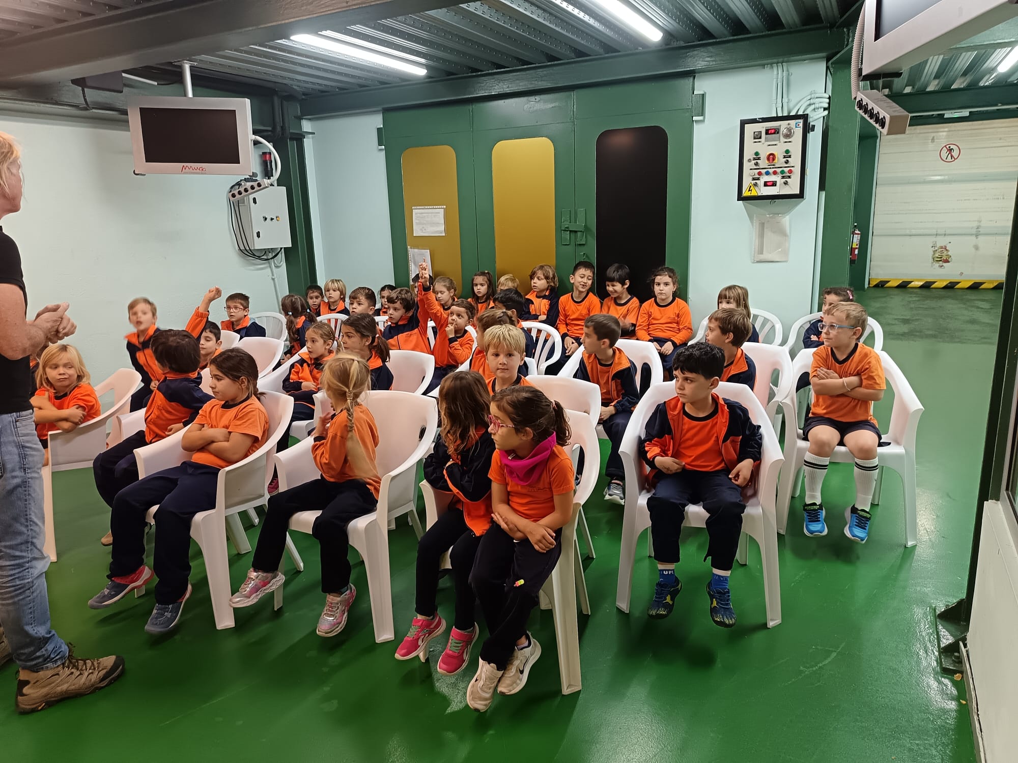 WhatsApp Image 2025-11-07 at 16.10.12(2)