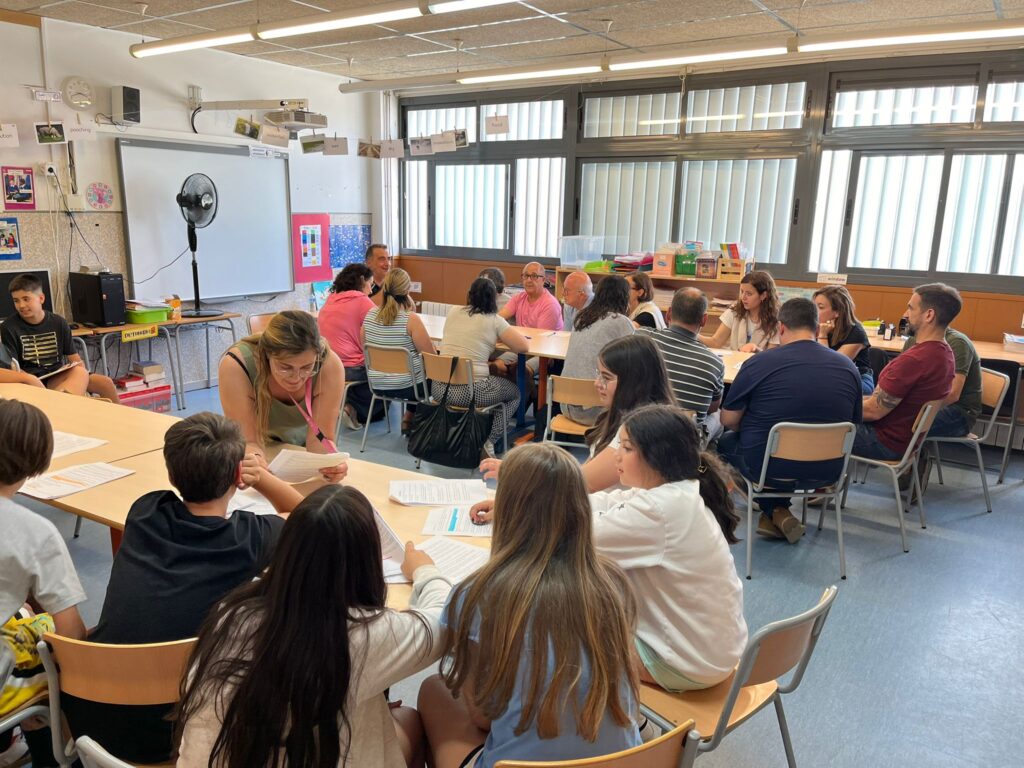 ACTIVITATS AMB LES FAMÍLIES