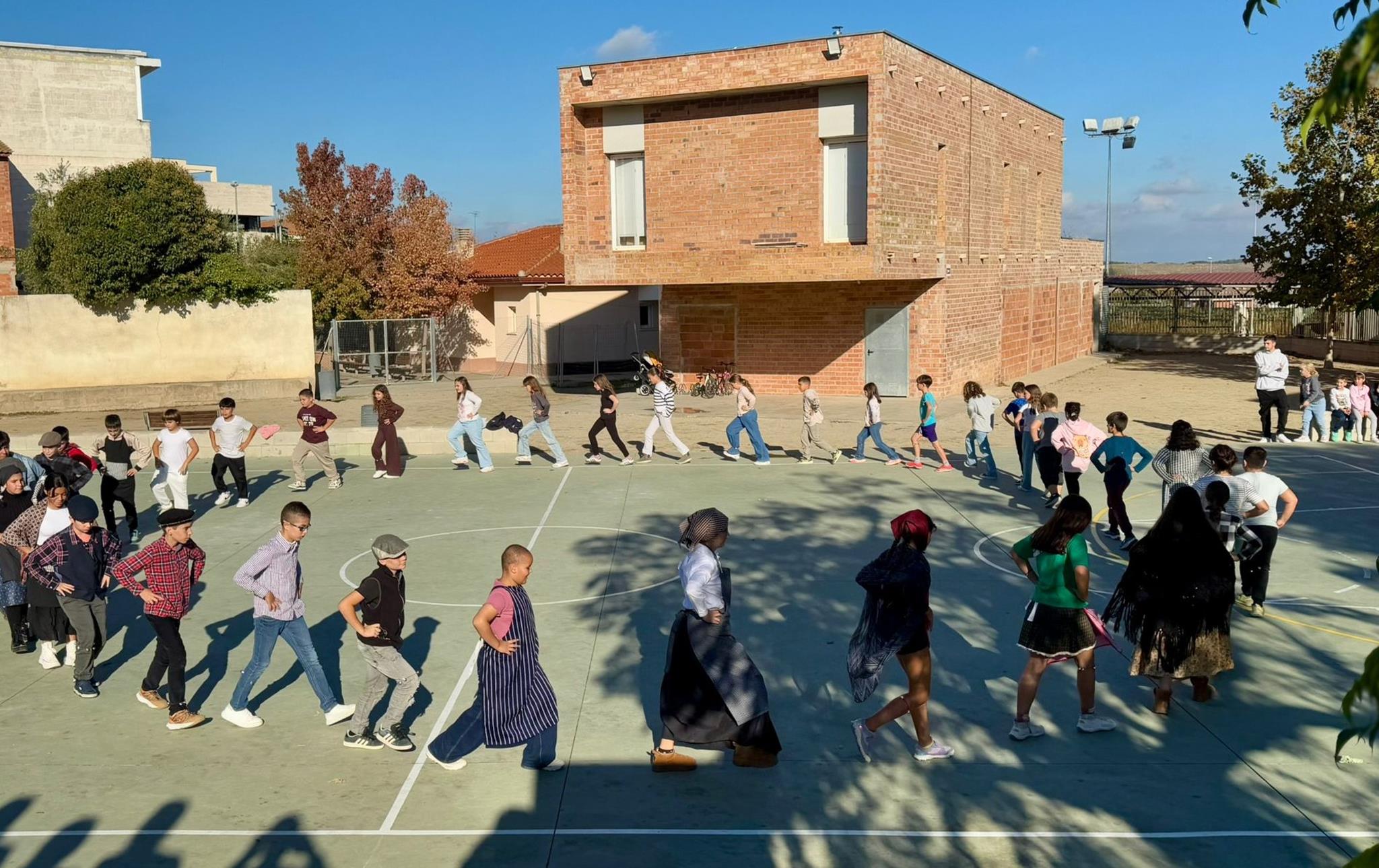 1762178547201 (Copy)