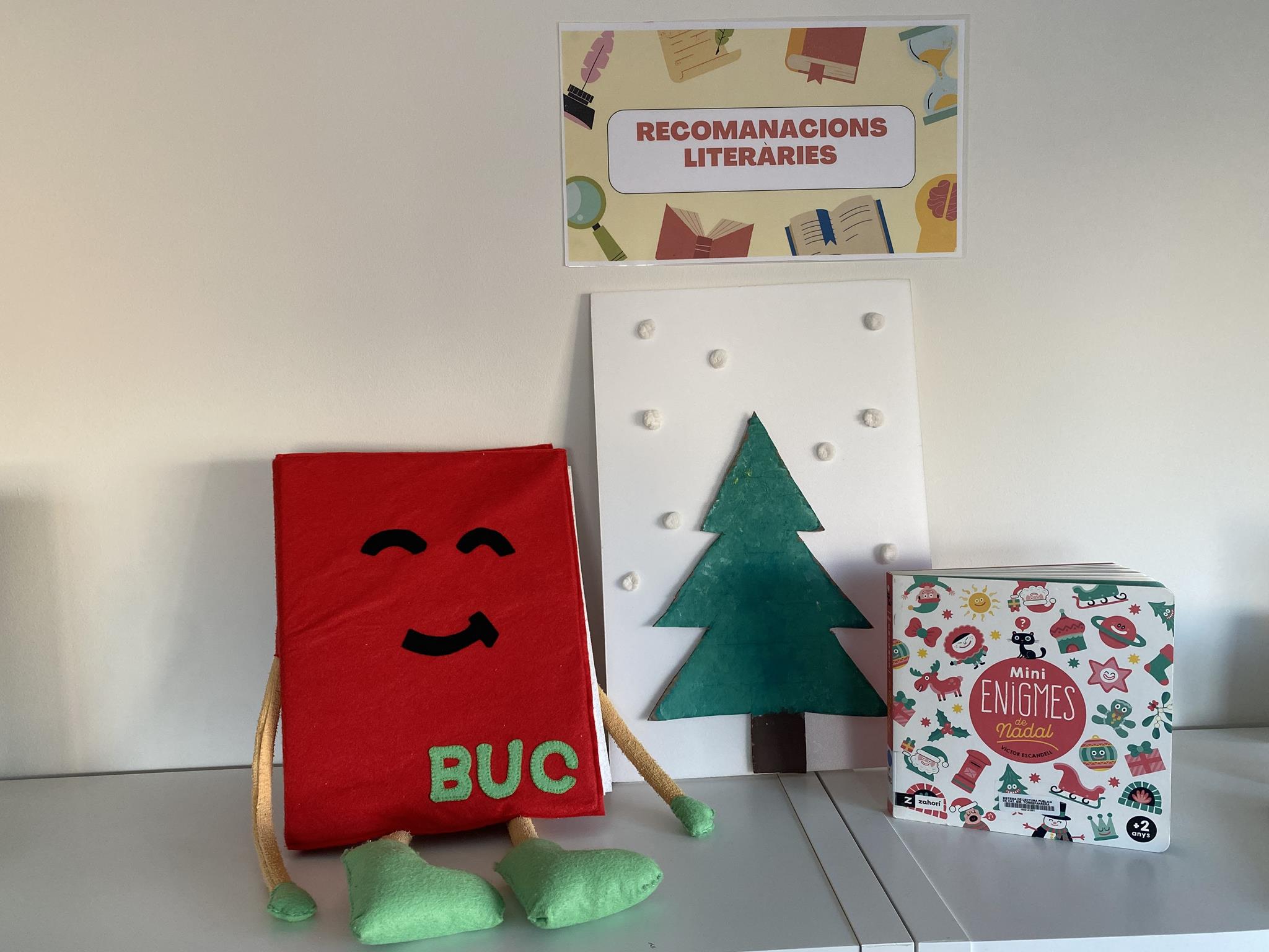 buc amb llibre (2) (Copy)