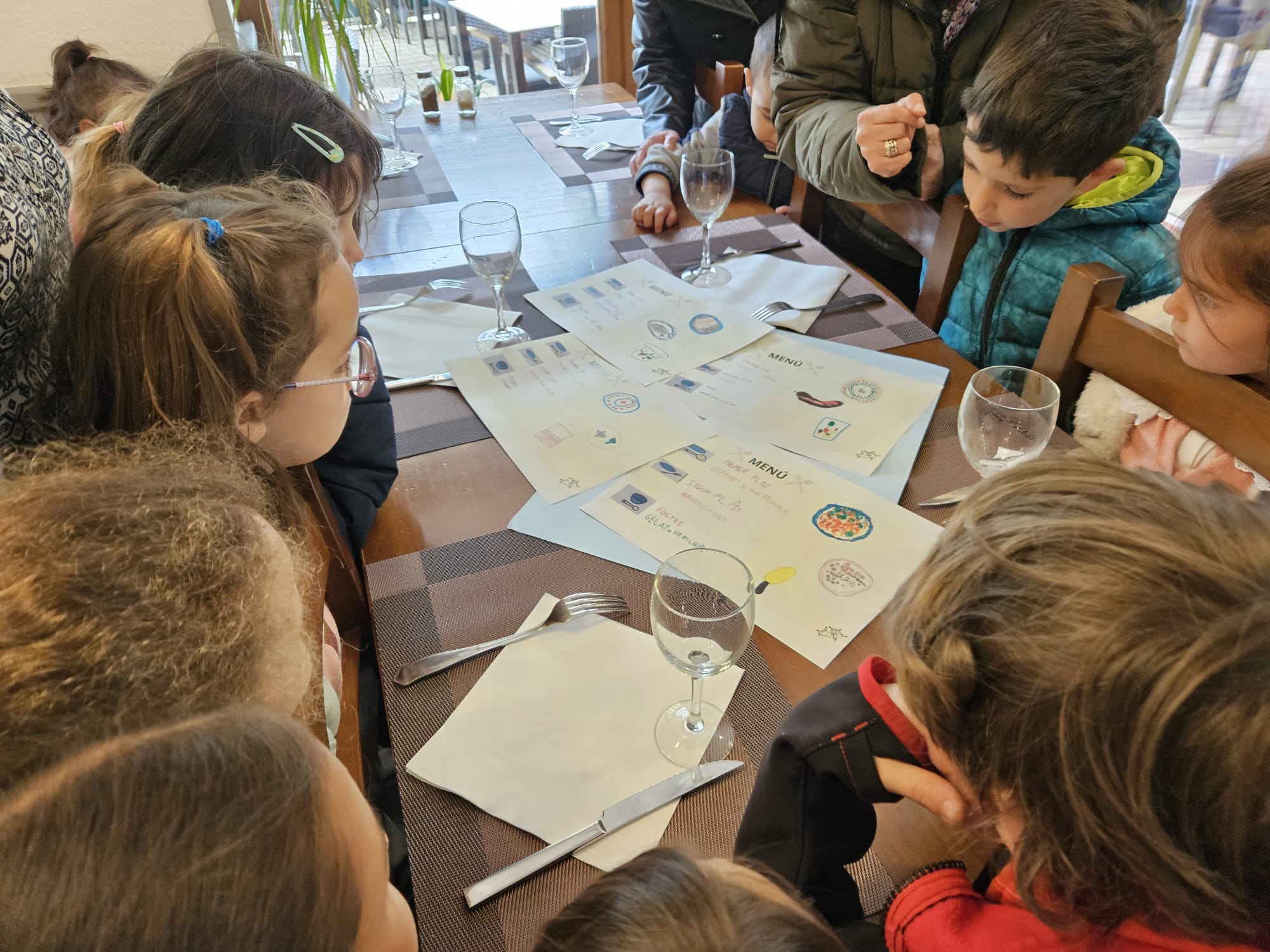 37d74d40-27a3-46ea-861b-568065415ca9