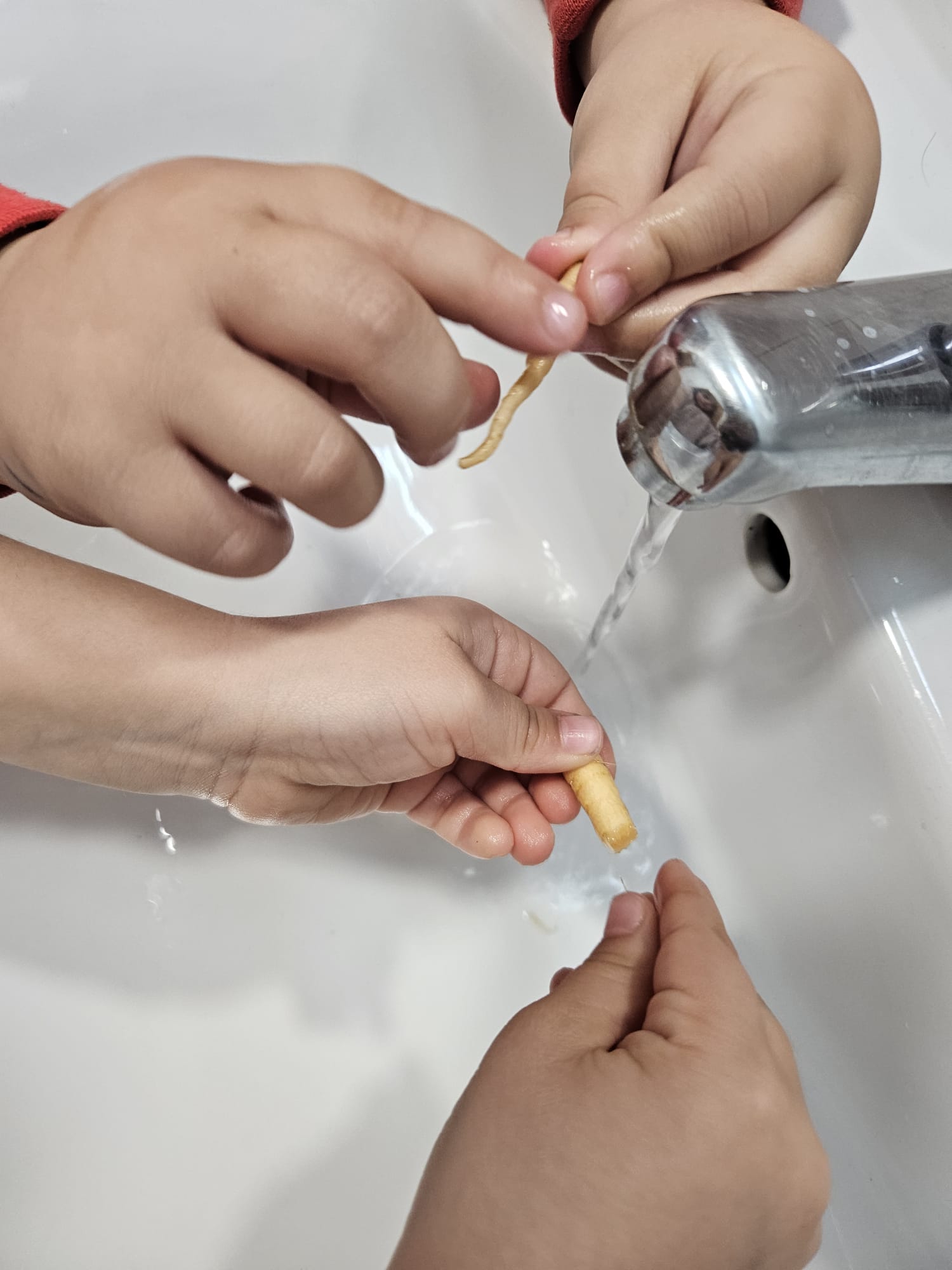 683869ef-f40a-423e-b131-ff1fd970b7f7