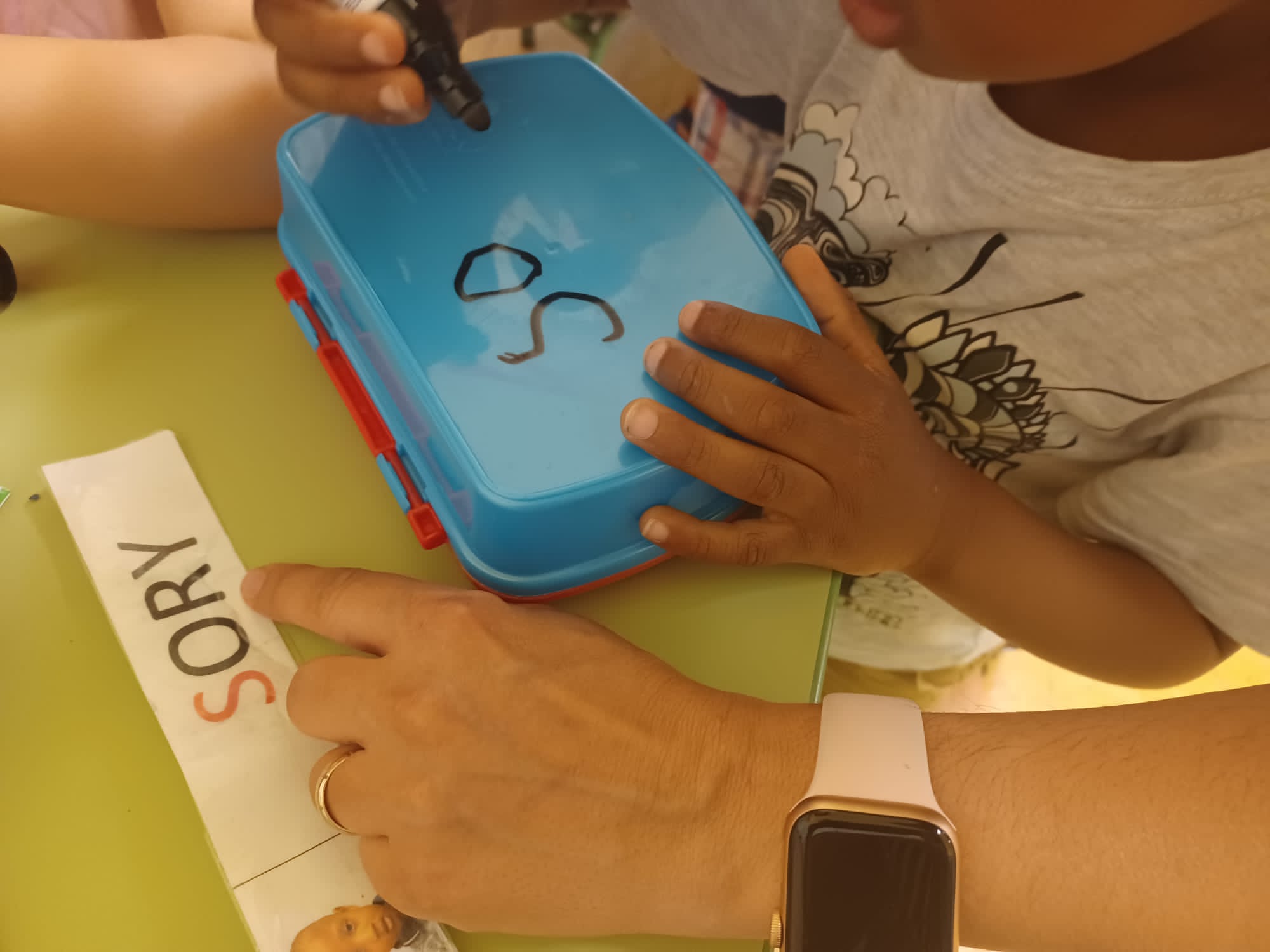 fb300466-873b-4401-a6b2-5057c7f01cfa