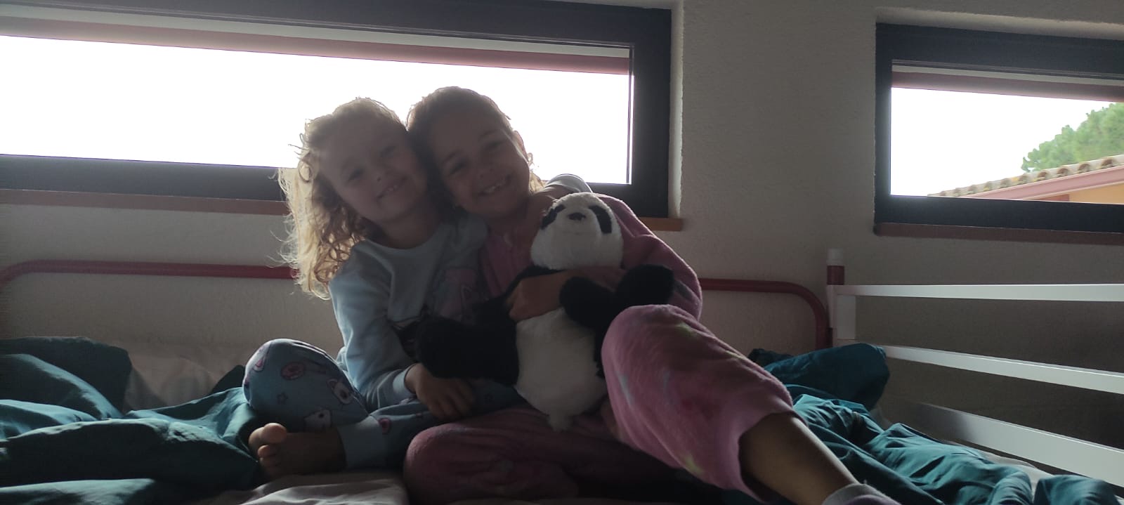 15dab0c2-6c67-4a18-92ba-9fadca8d6f18