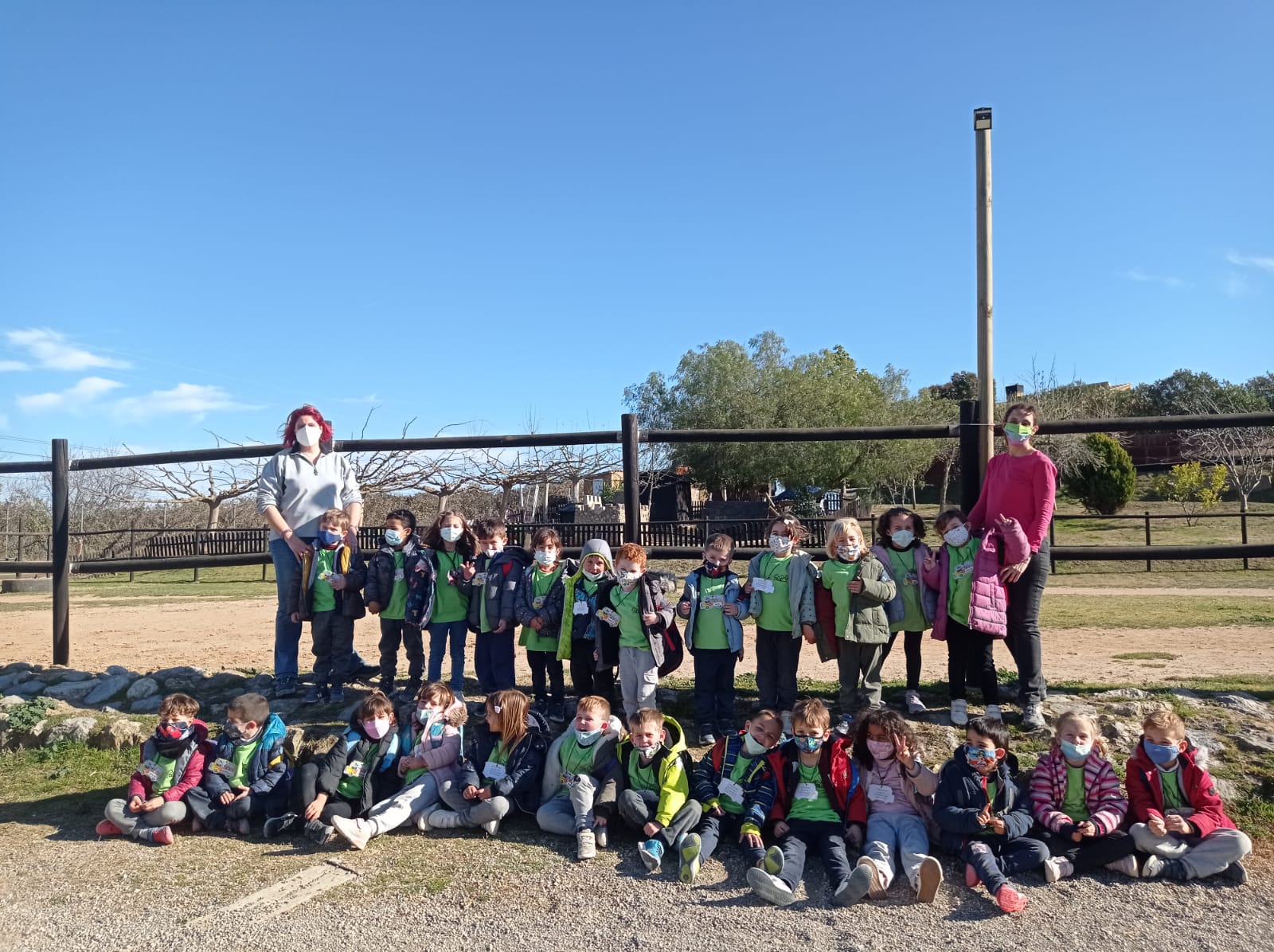 La Classe dels pollets arriben a la granja