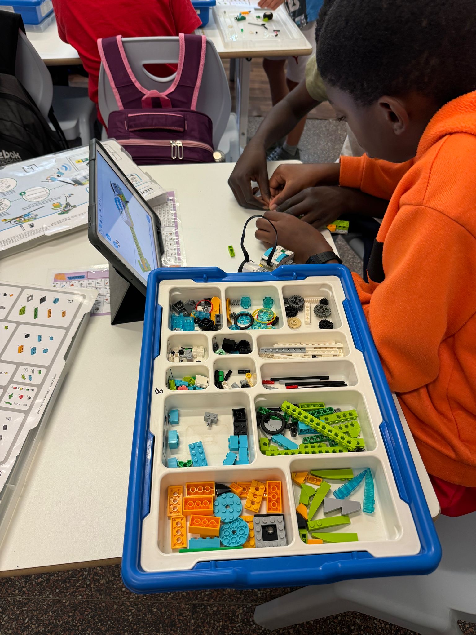 de526915-2bdb-4467-b5e6-105afab76125