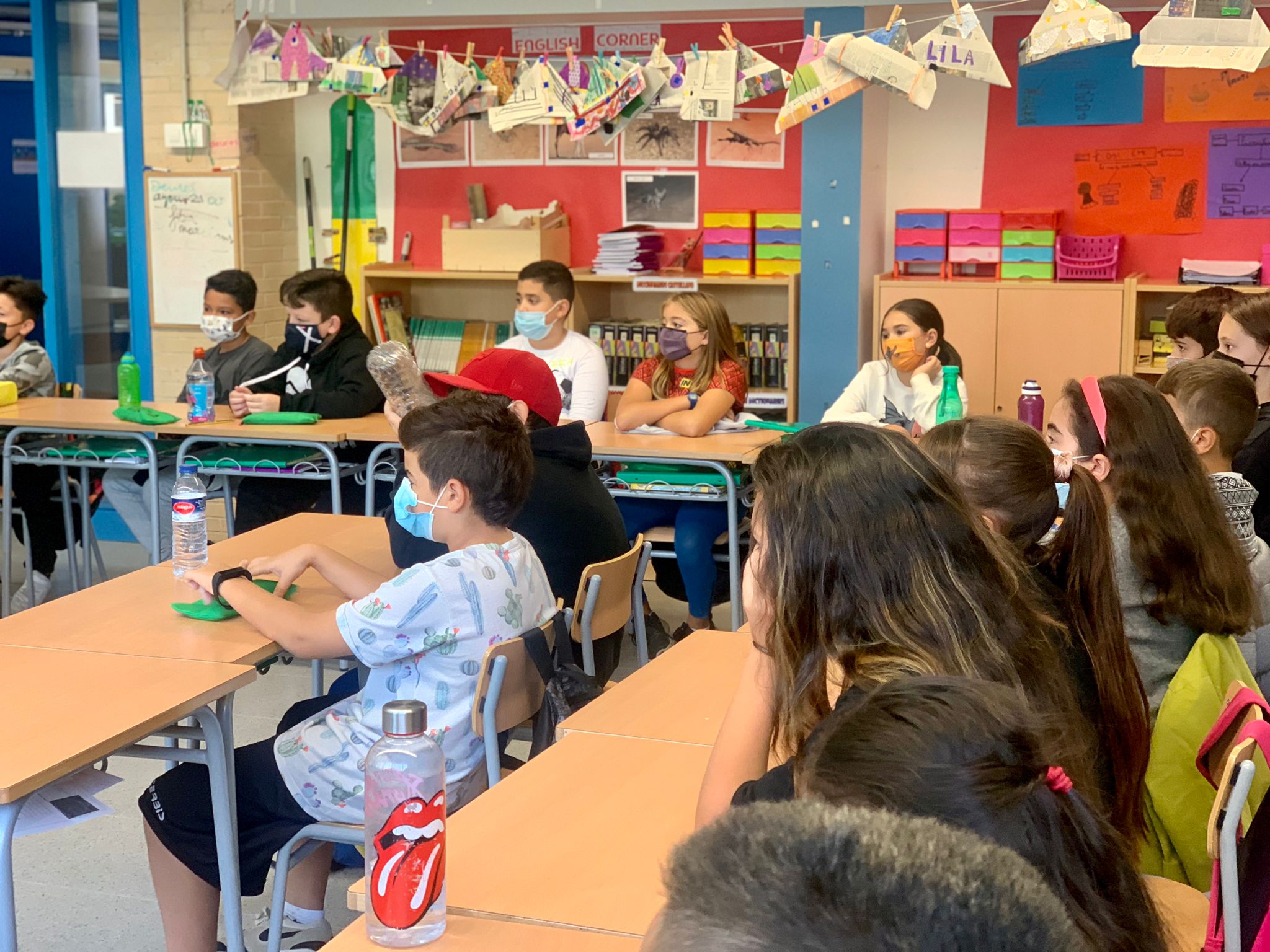 6A5A4E19-CBA3-4C25-8D4B-3E0921644DFB