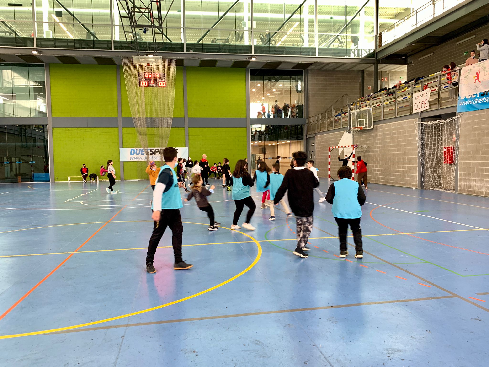 7DB2ED56-1B02-4D86-B4EB-306B4E7276C3