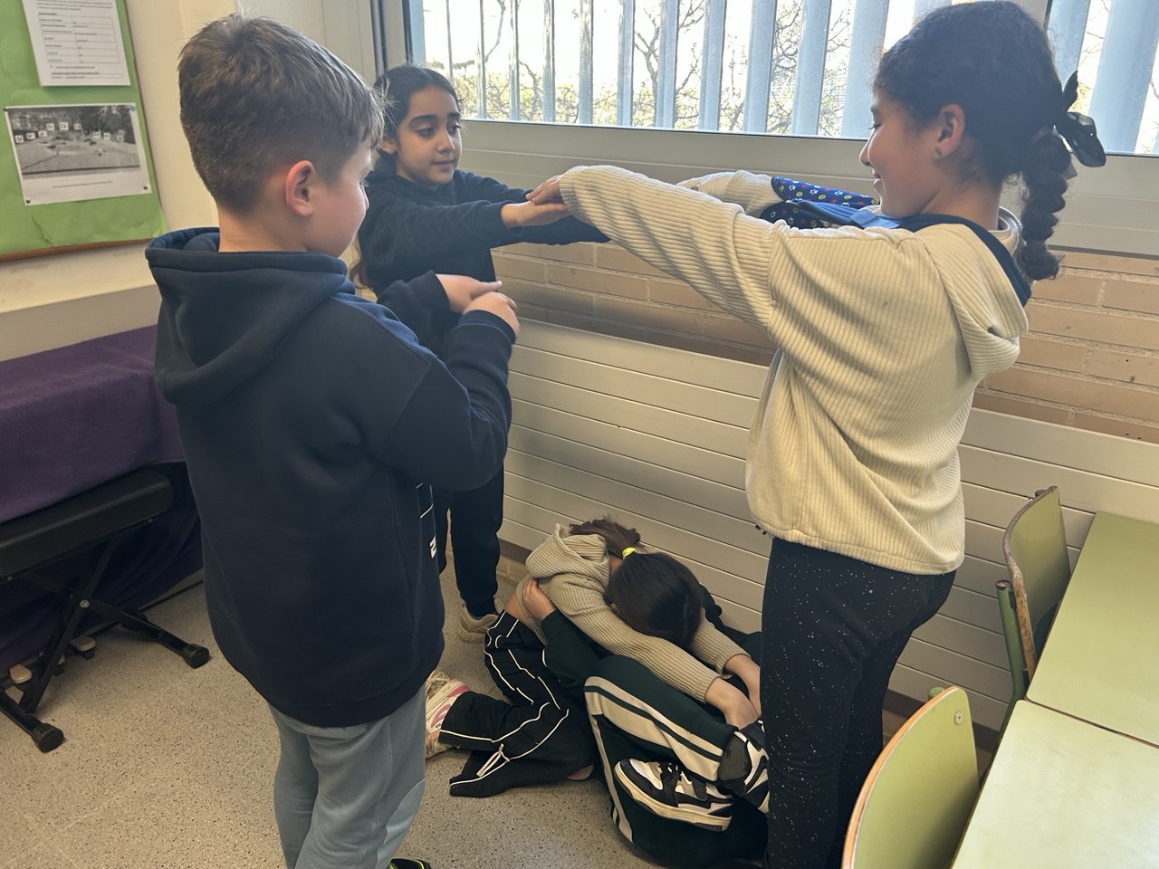 photo_5895763055776304404_y