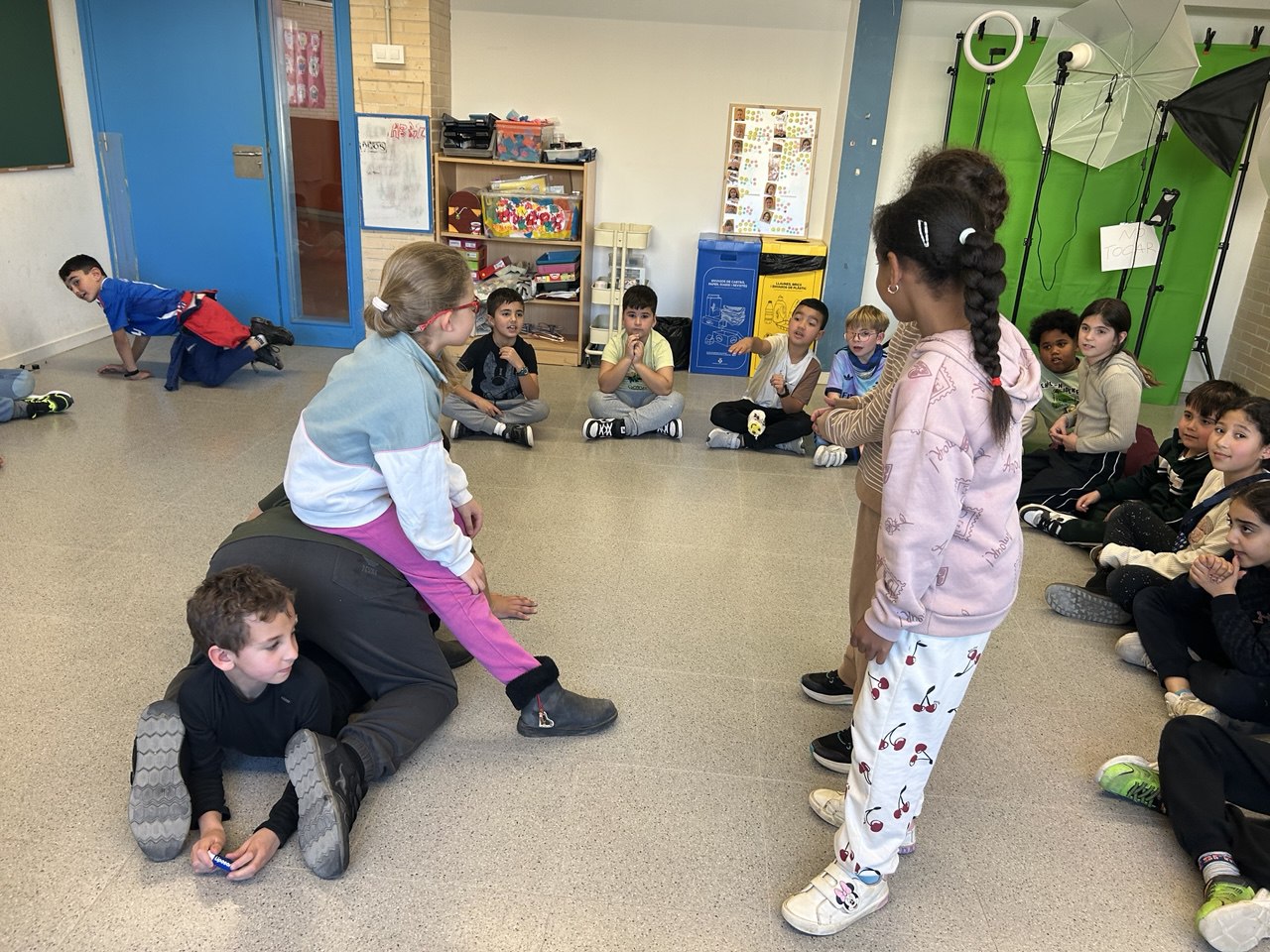 photo_5895763055776304420_y