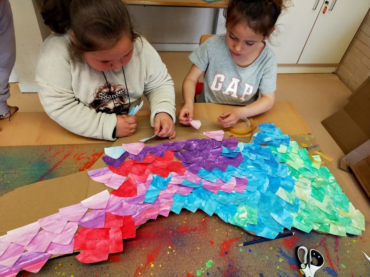 -6001326342525357099_121