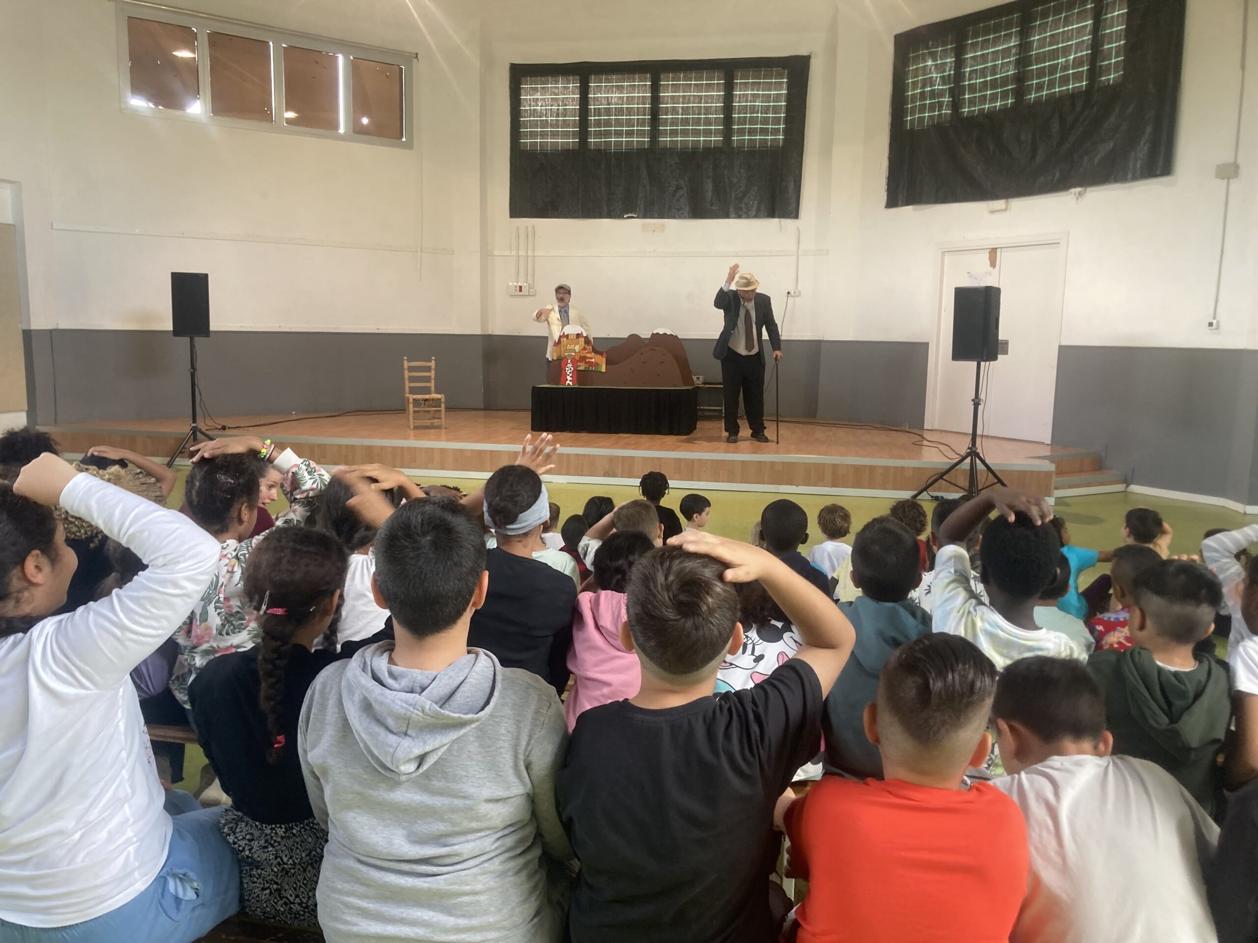 3D6A3EE0-29B1-4F20-9853-EA7EDB4E1A8E