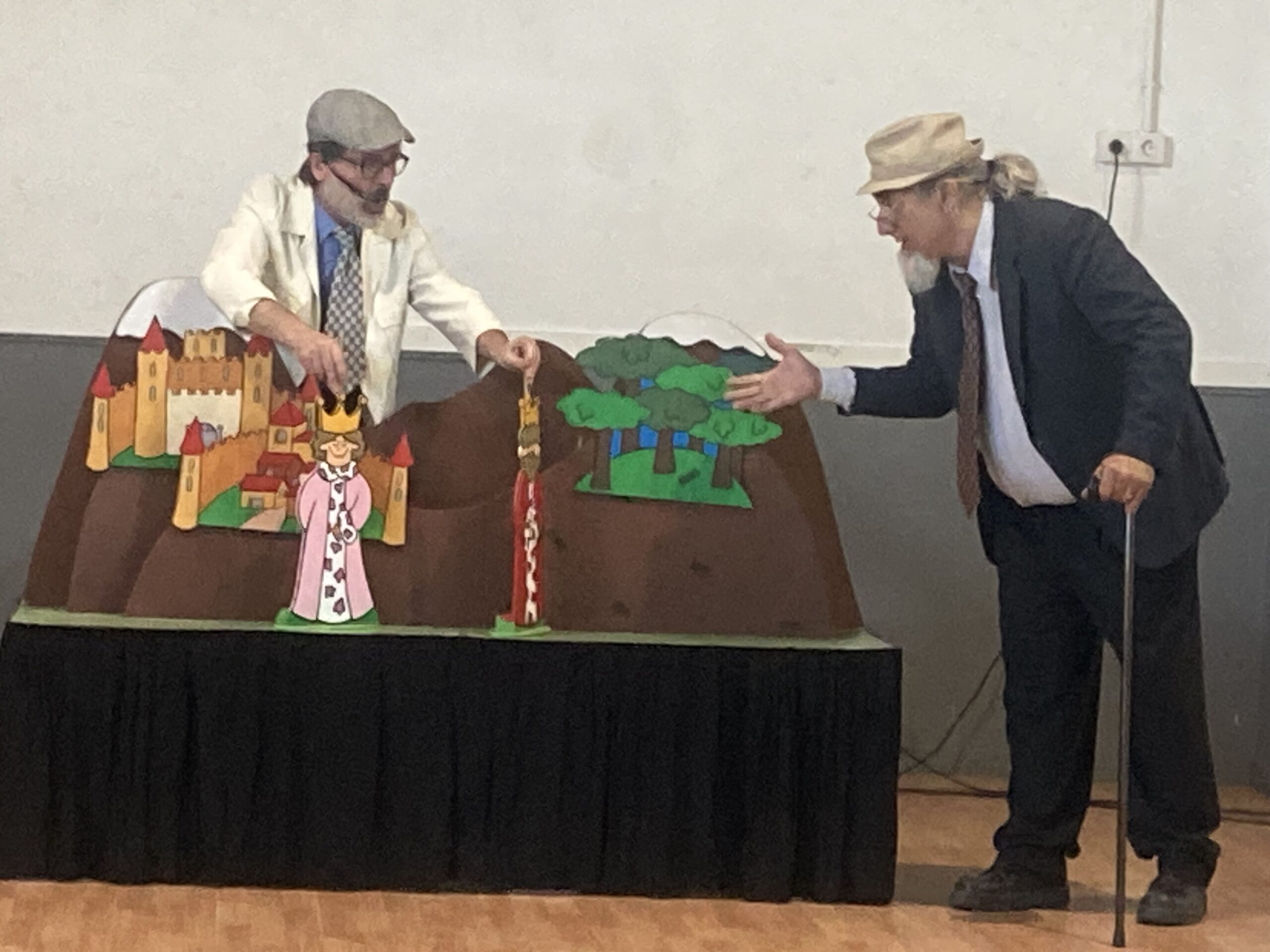 A04136FB-4A69-4A1A-A9BD-58454EF5F235