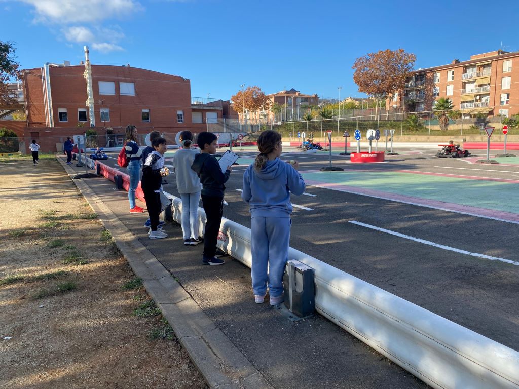 f8489b6d-cb25-49bc-a7aa-397edaaabc41