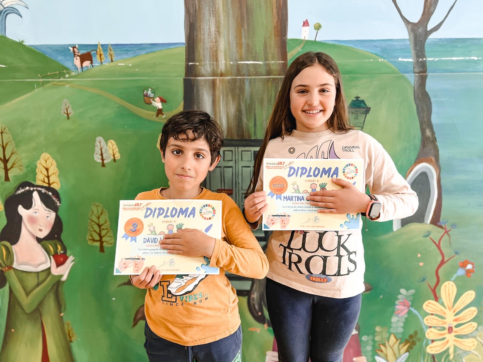 28017e10-02bc-4027-bb08-52cc4d38e0cb