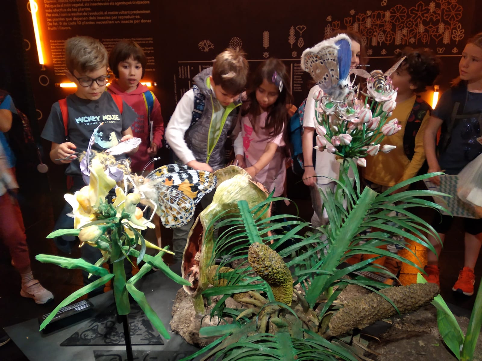 13eea396-8b6d-477a-bf50-814b9e57740e