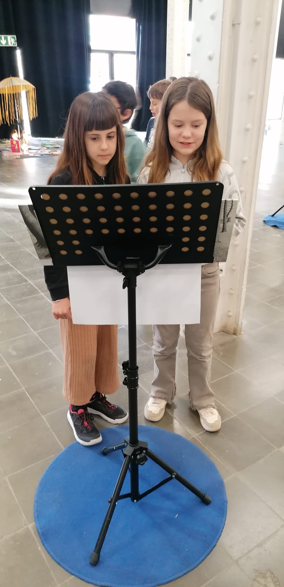 fd96c240-955b-4560-9ee6-b375cb9dd994-min