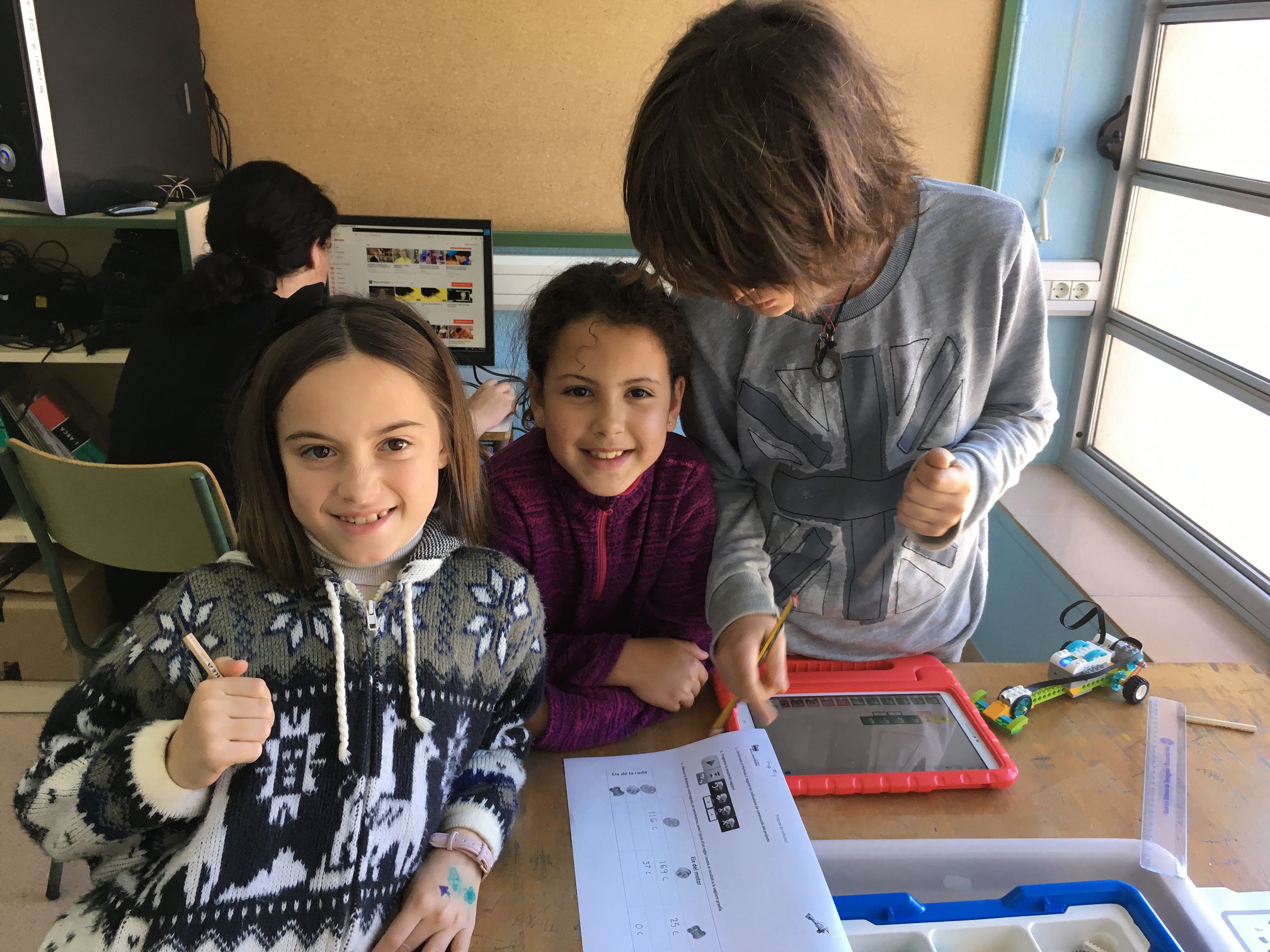 180117 Enginyeria mecànica amb els Fórmula 1 4t (4)