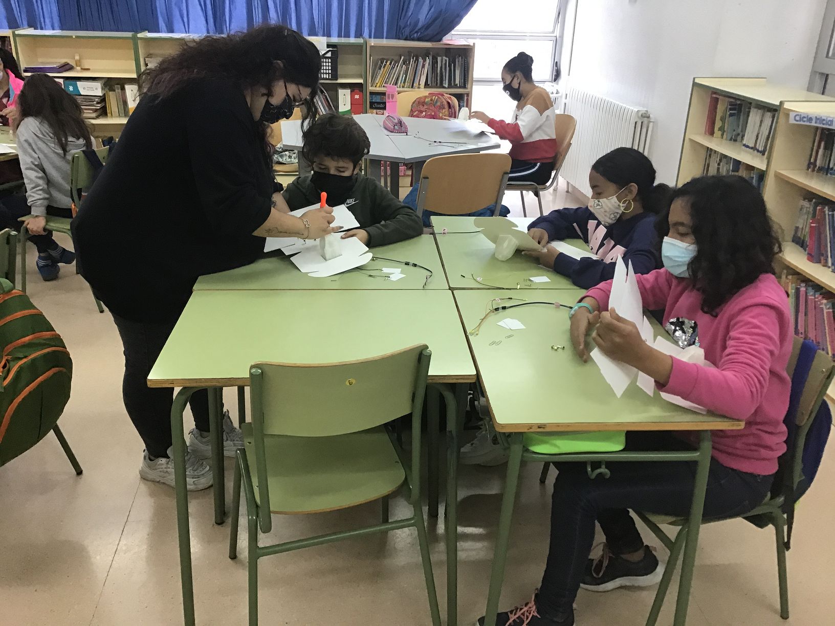 201125 CS-C Led RGB amb Petits Enginyers (3)