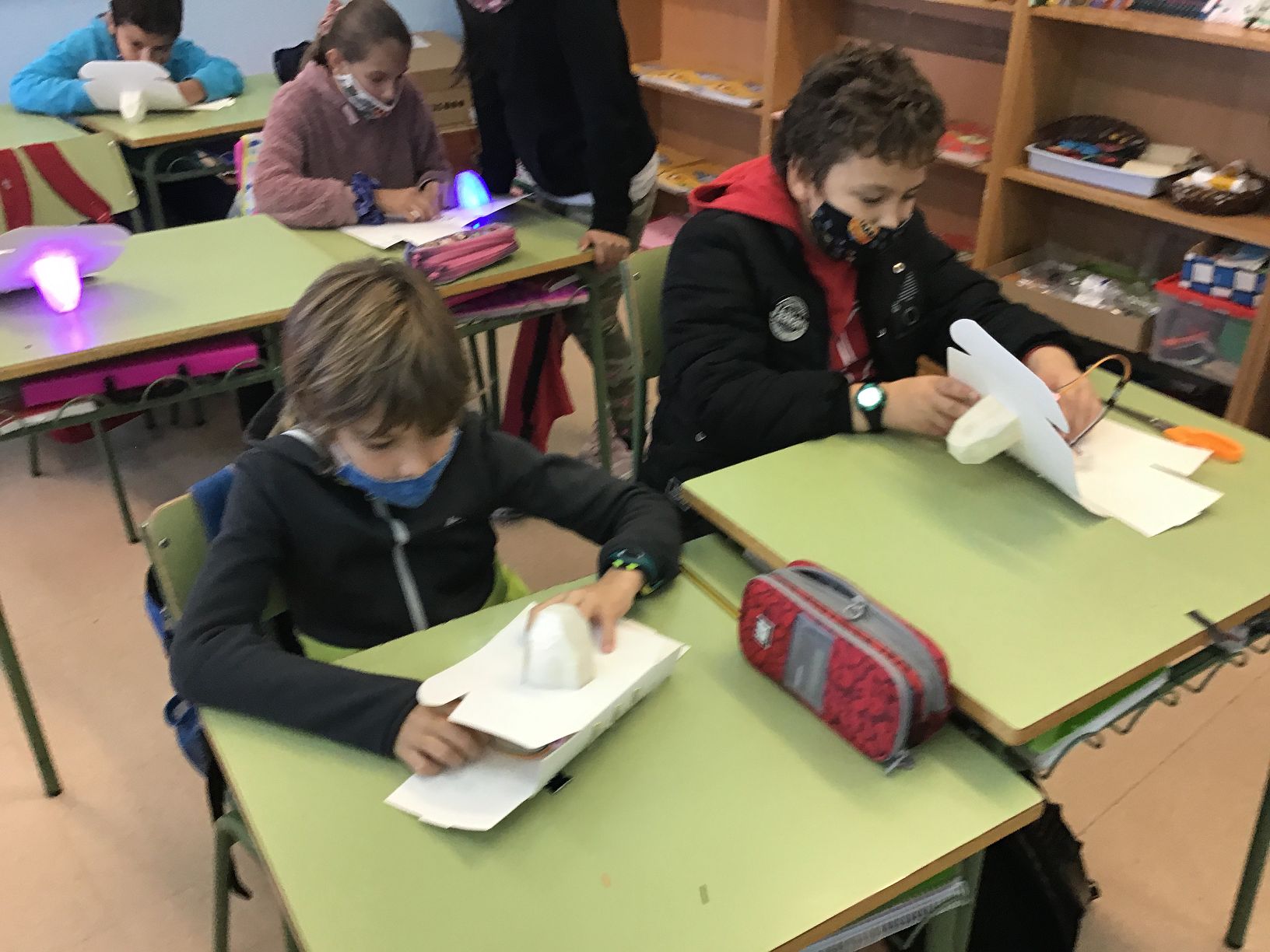 201203 CS-A Led RGB amb Petits Enginyers (13)