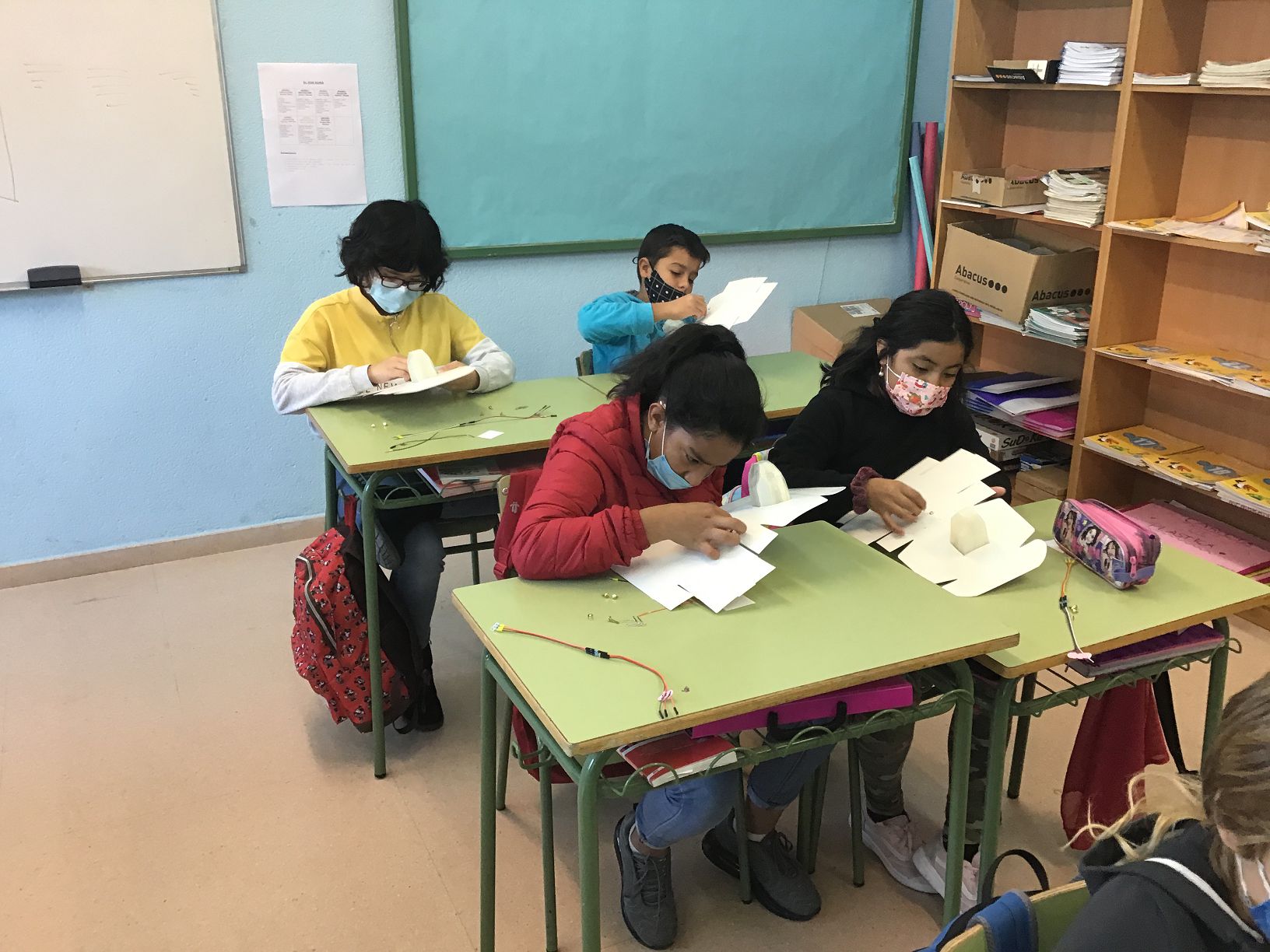 201203 CS-A Led RGB amb Petits Enginyers (3)