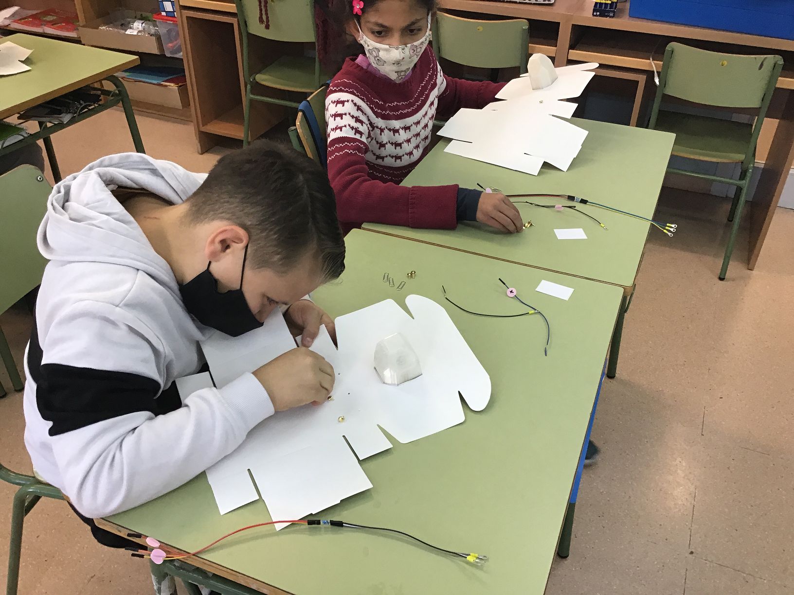 201203 CS-A Led RGB amb Petits Enginyers (5)