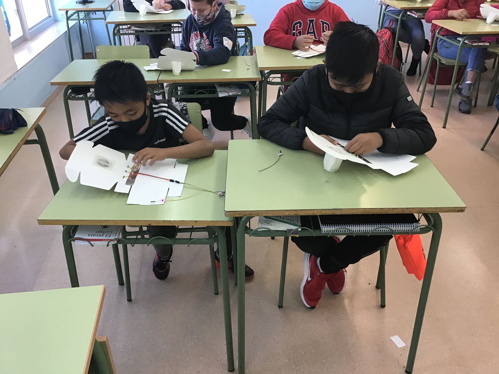 201203 CS-A Led RGB amb Petits Enginyers (8)