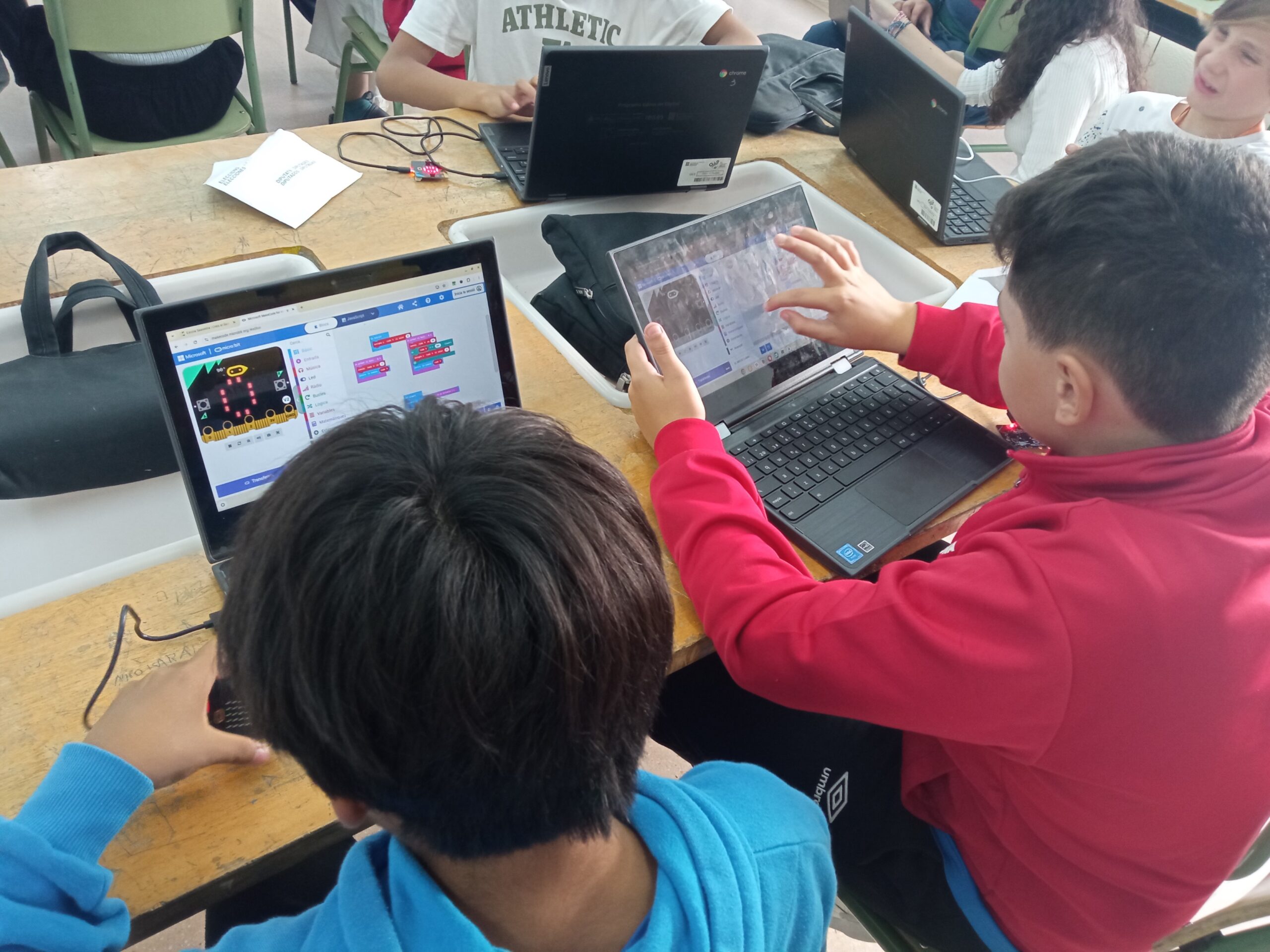 241203 Brúixola microbit 6è (2)