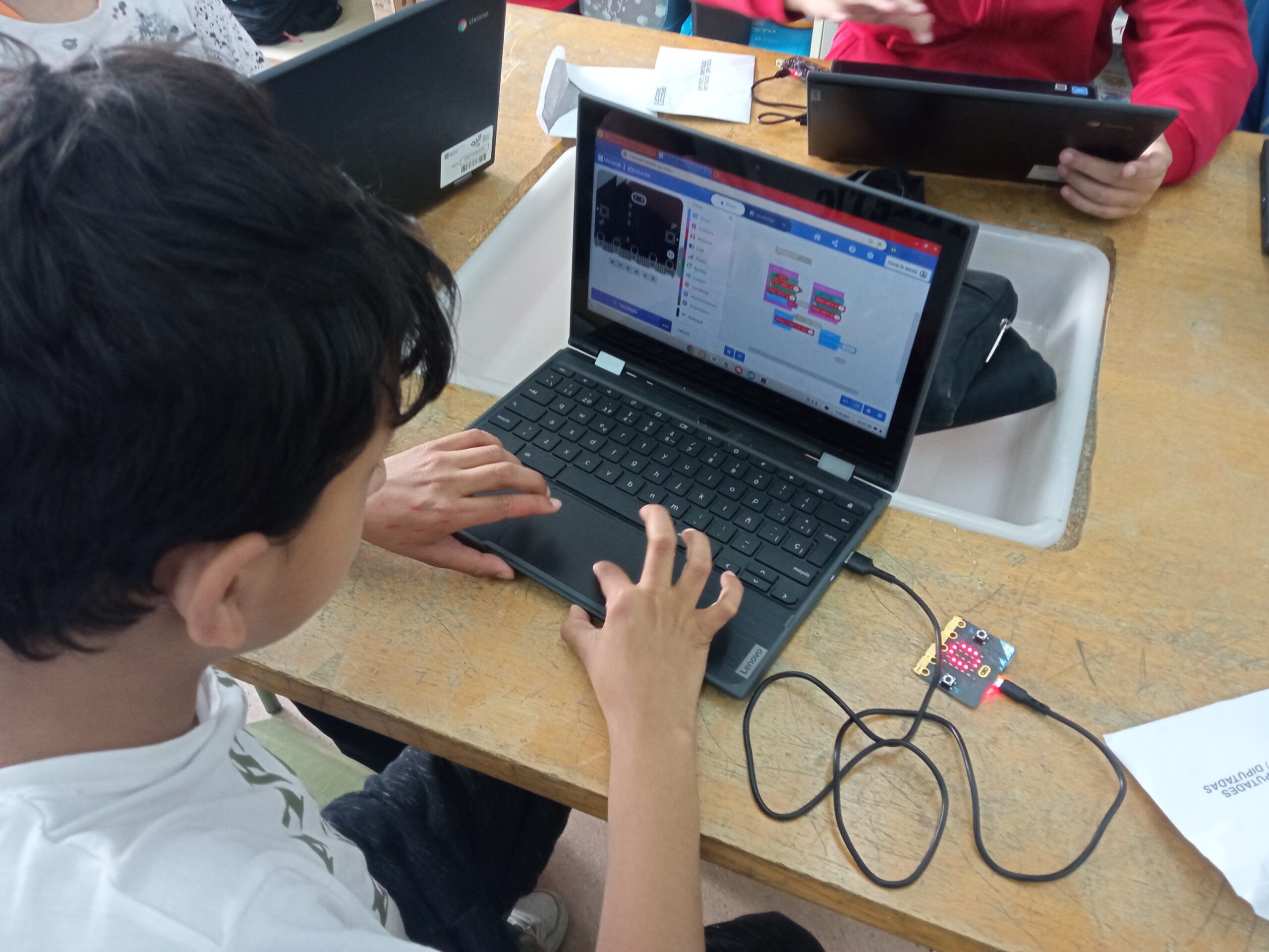 241203 Brúixola microbit 6è (3)