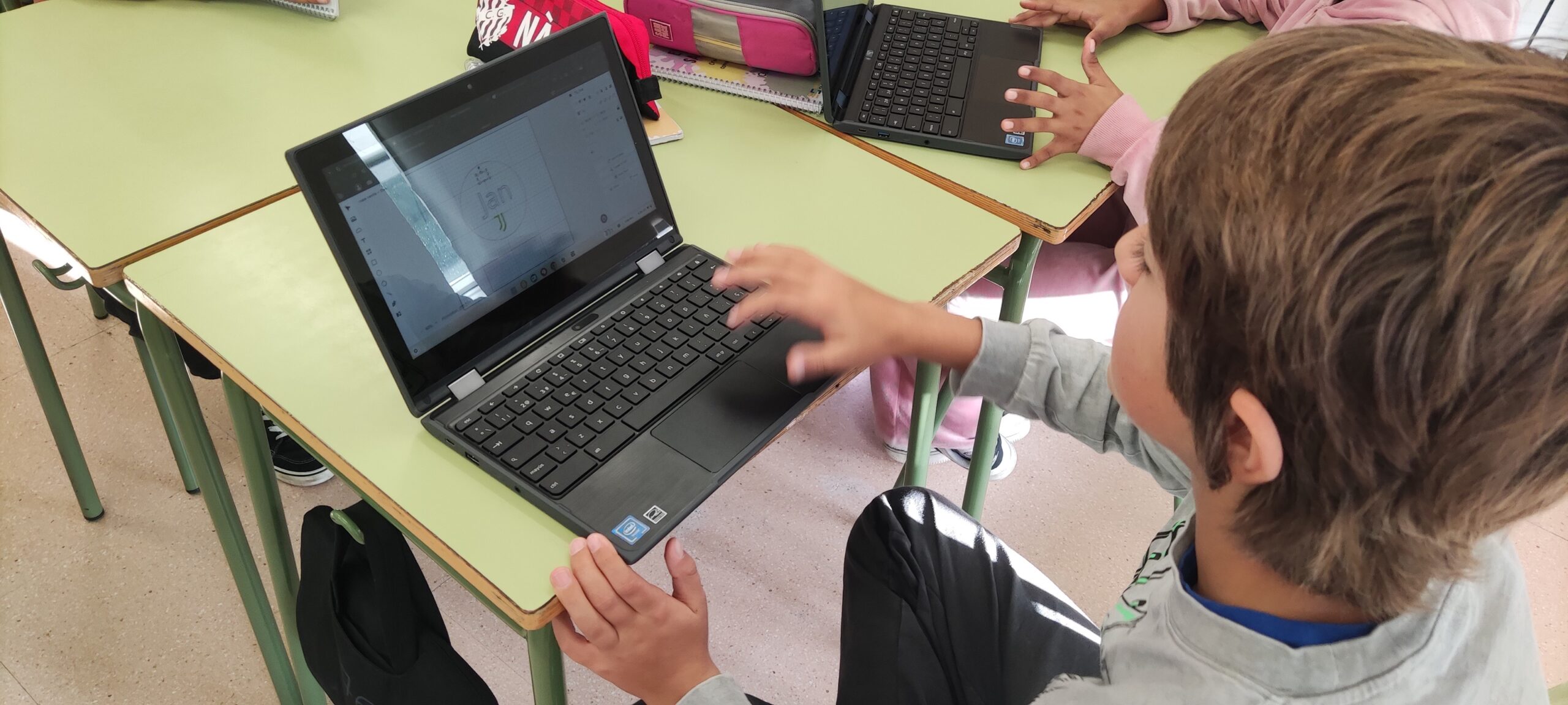 241203 Iniciació a la talladora làser 5è (5)