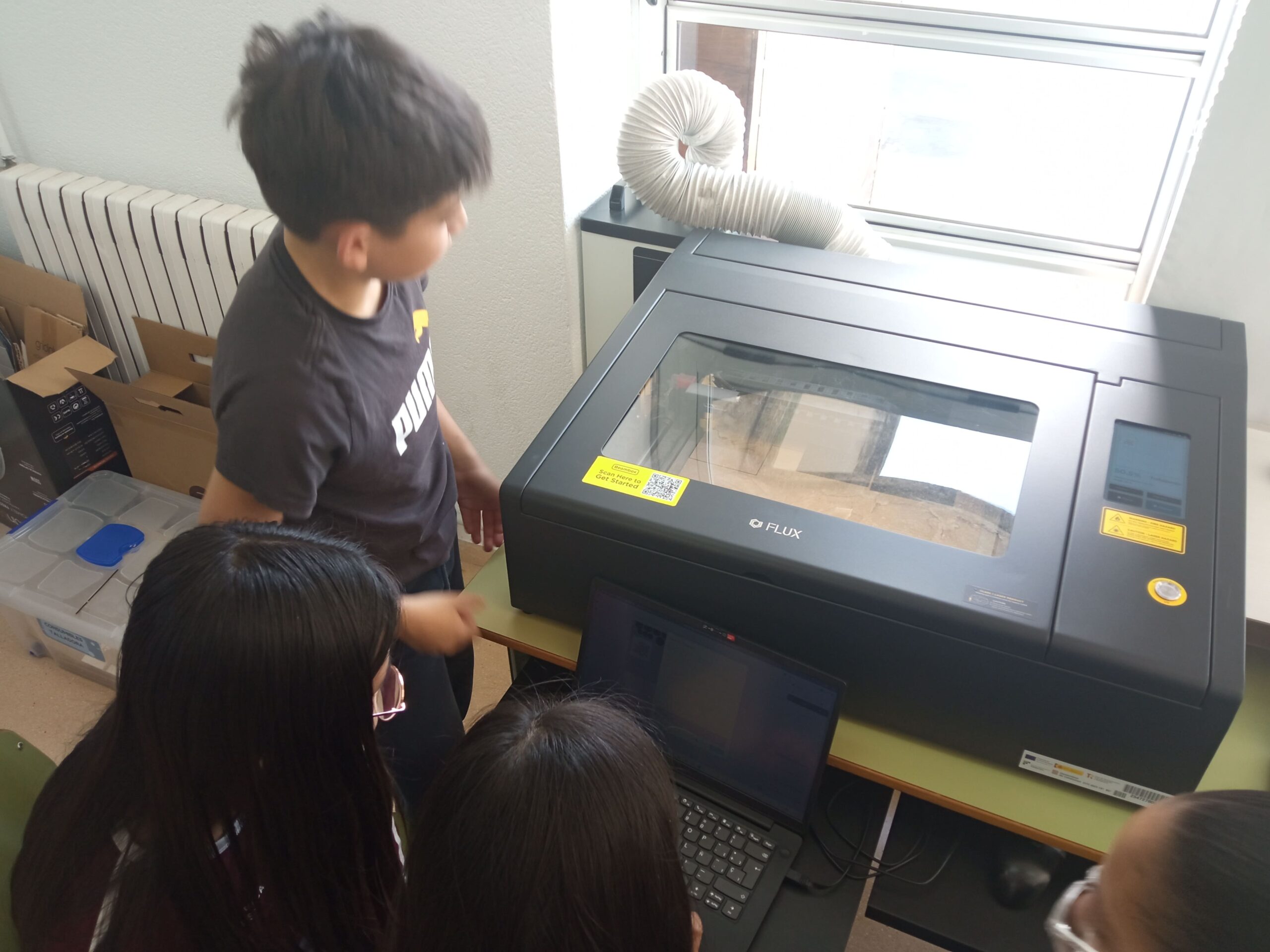 250311 FaigLab amb totes les màquines alhora 2