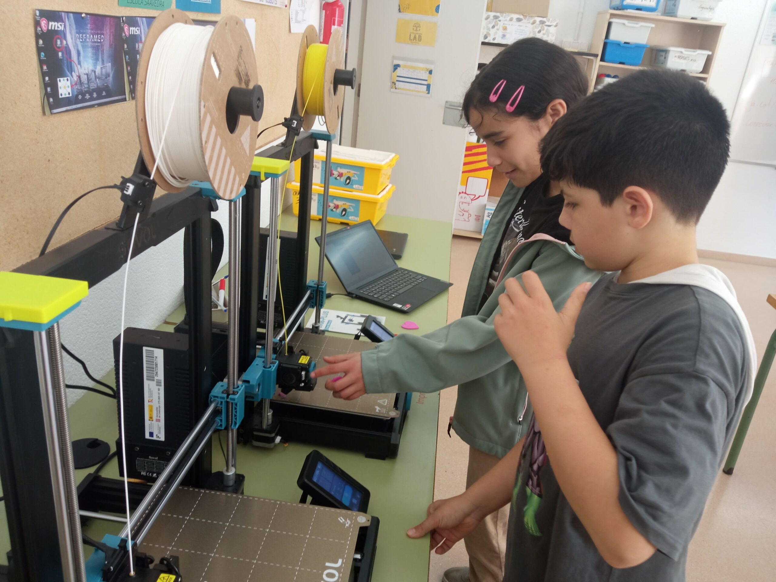 250311 FaigLab amb totes les màquines alhora 4