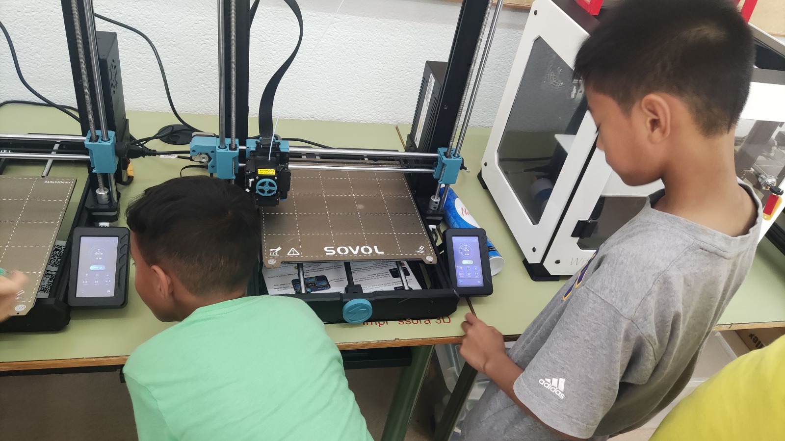 WhatsApp Image 2025-10-21 at 10.02.11