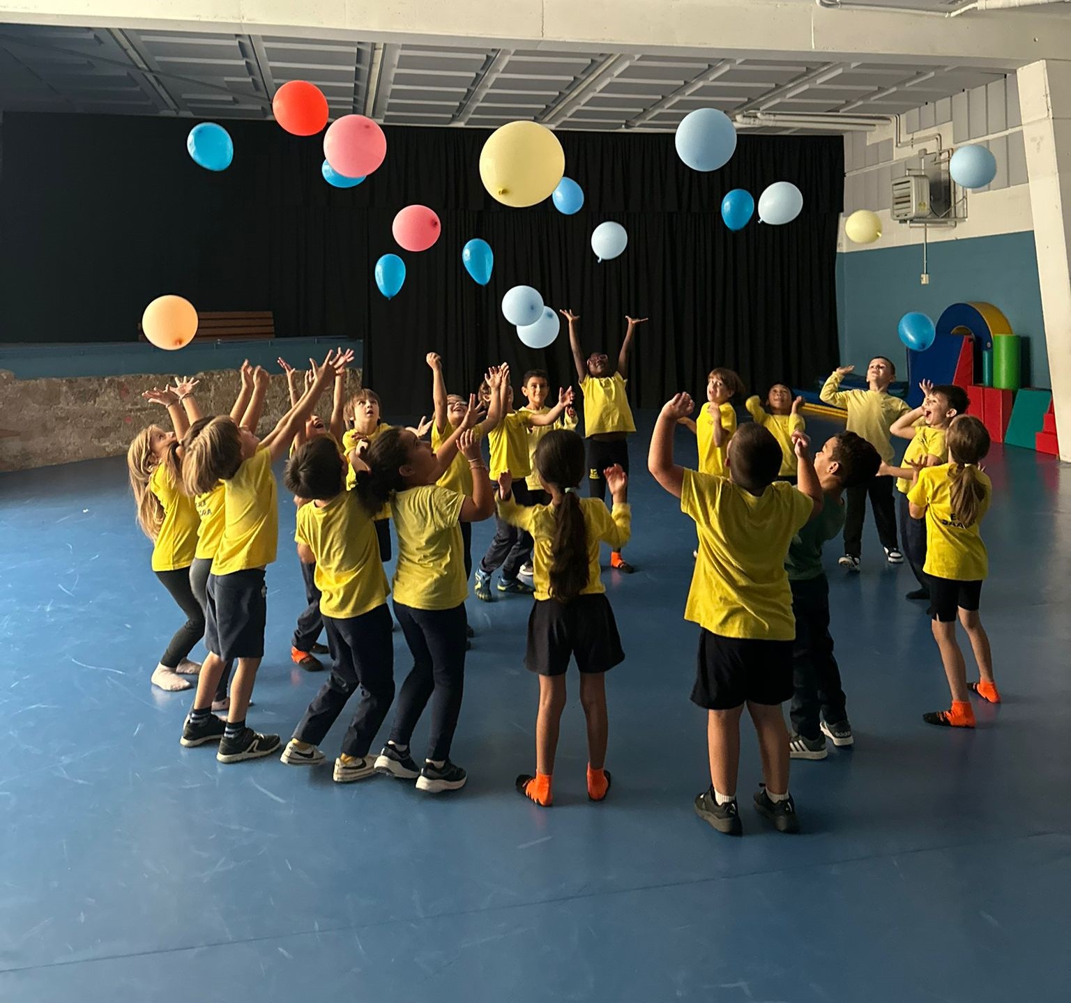 WhatsApp Image 2025-10-27 at 12.04.47 (1)