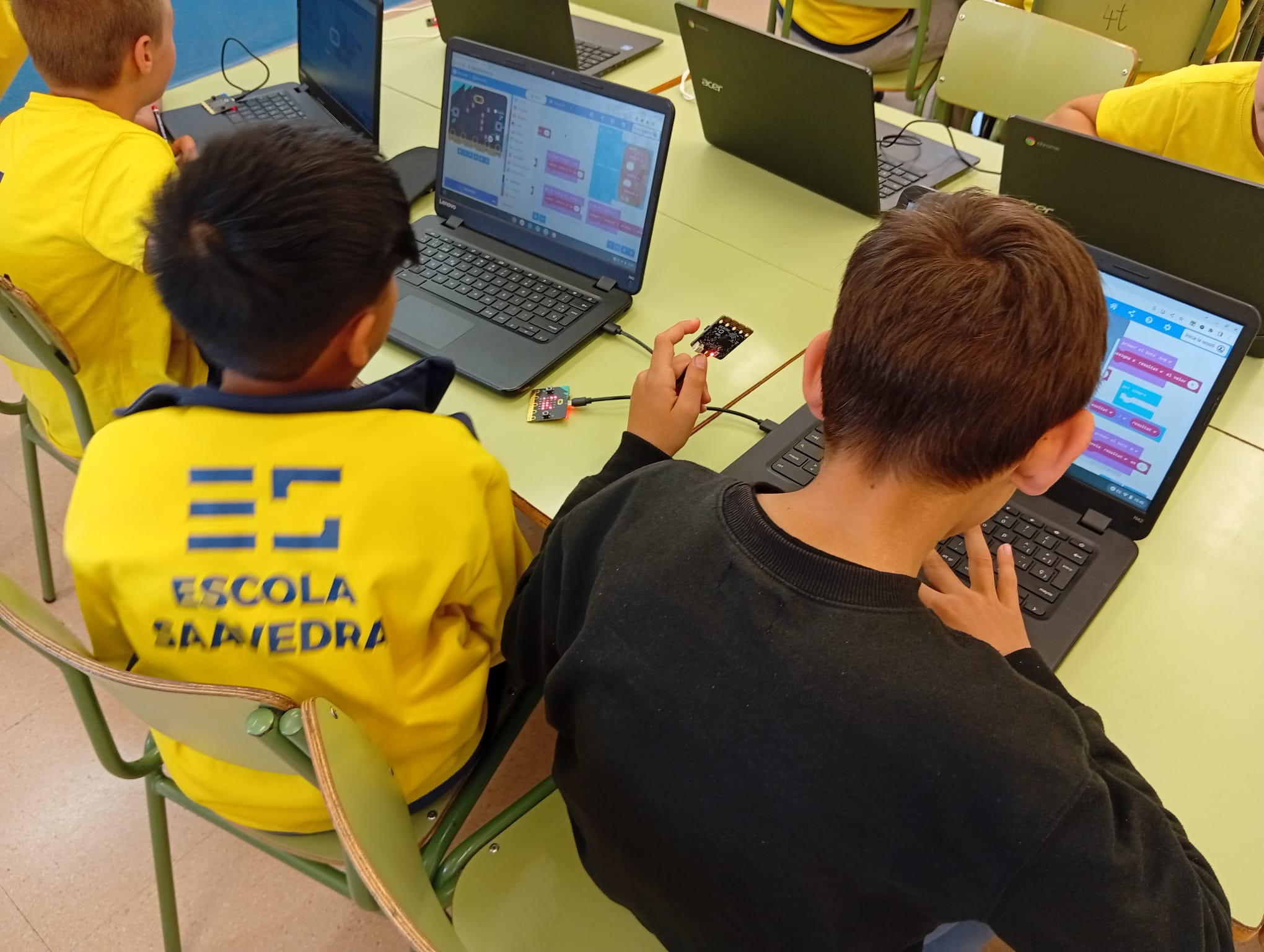 260410 Calculadora Microbit 4t (3)