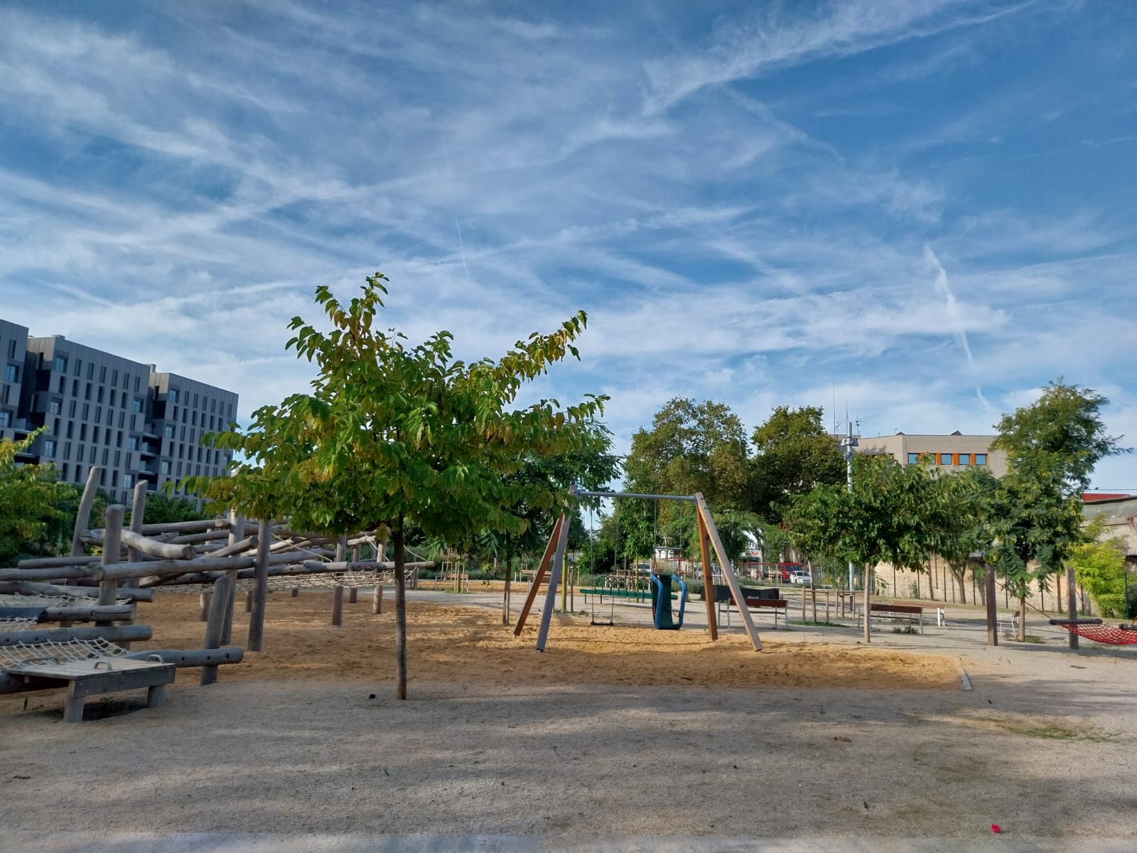 WhatsApp Image 2025-10-07 at 13.03.00