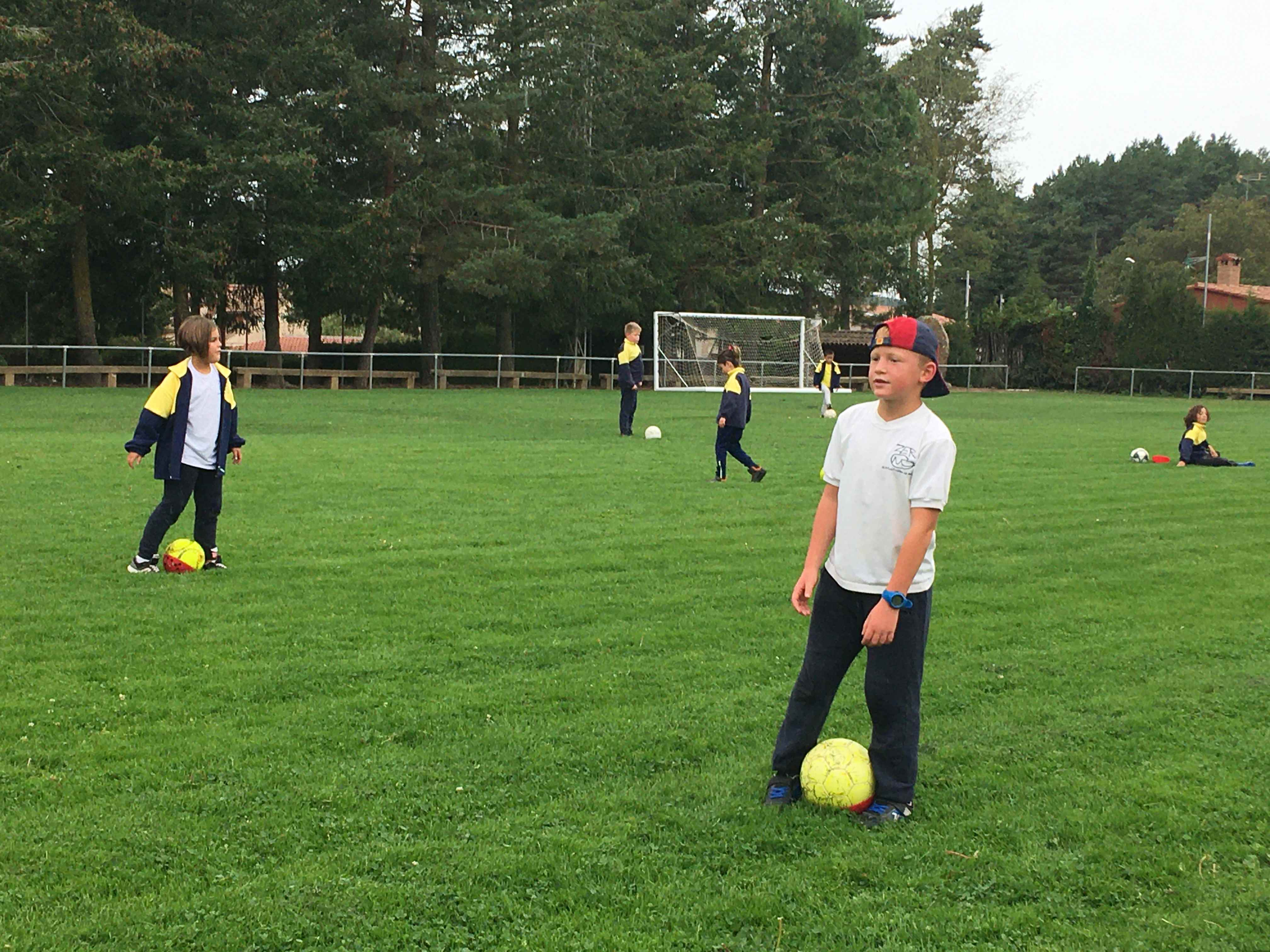 EF 1R TRI (7) (Copy)