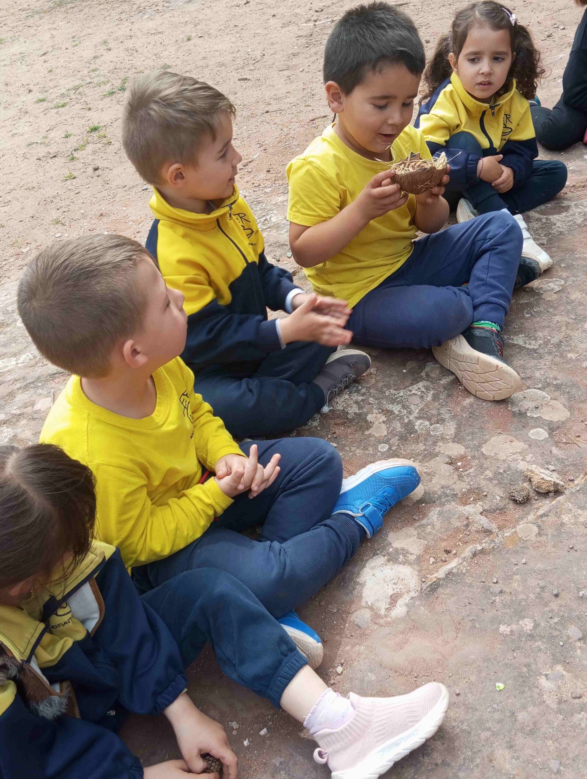 EASTER EGG HUNT (24)